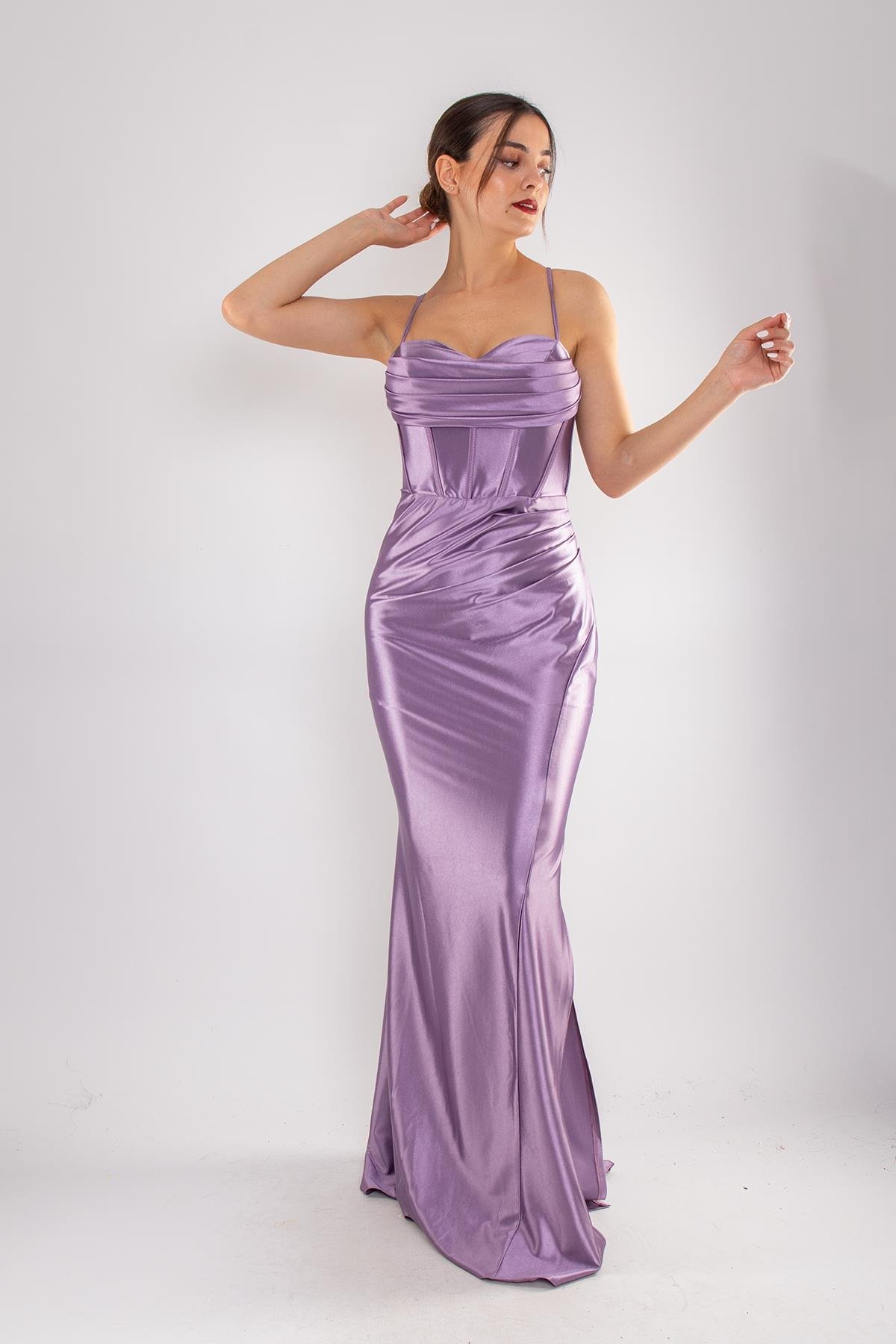 5118 İpAskı Degaje Yaka Balenli Örme Saten Uzun Elbise