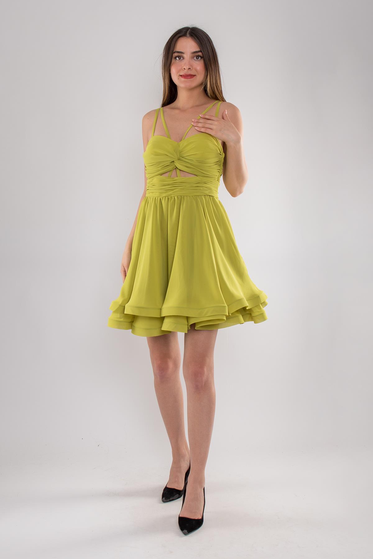 513 Göğüs Drapeli Çan Etek Kısa Elbise