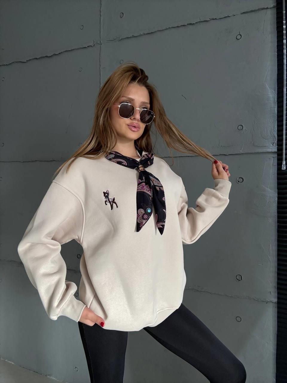5808 Fular Detay Ceylan Nakışlı Bisiklet Yaka Sweatshirt