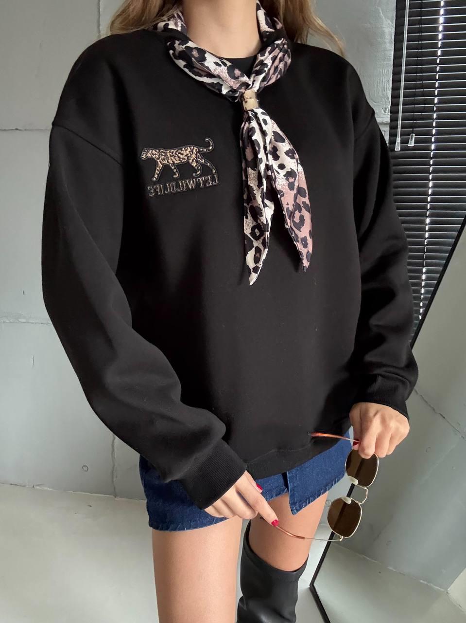 5811 Fular Detay Leopar Nakışlı Bisiklet Yaka Sweatshirt