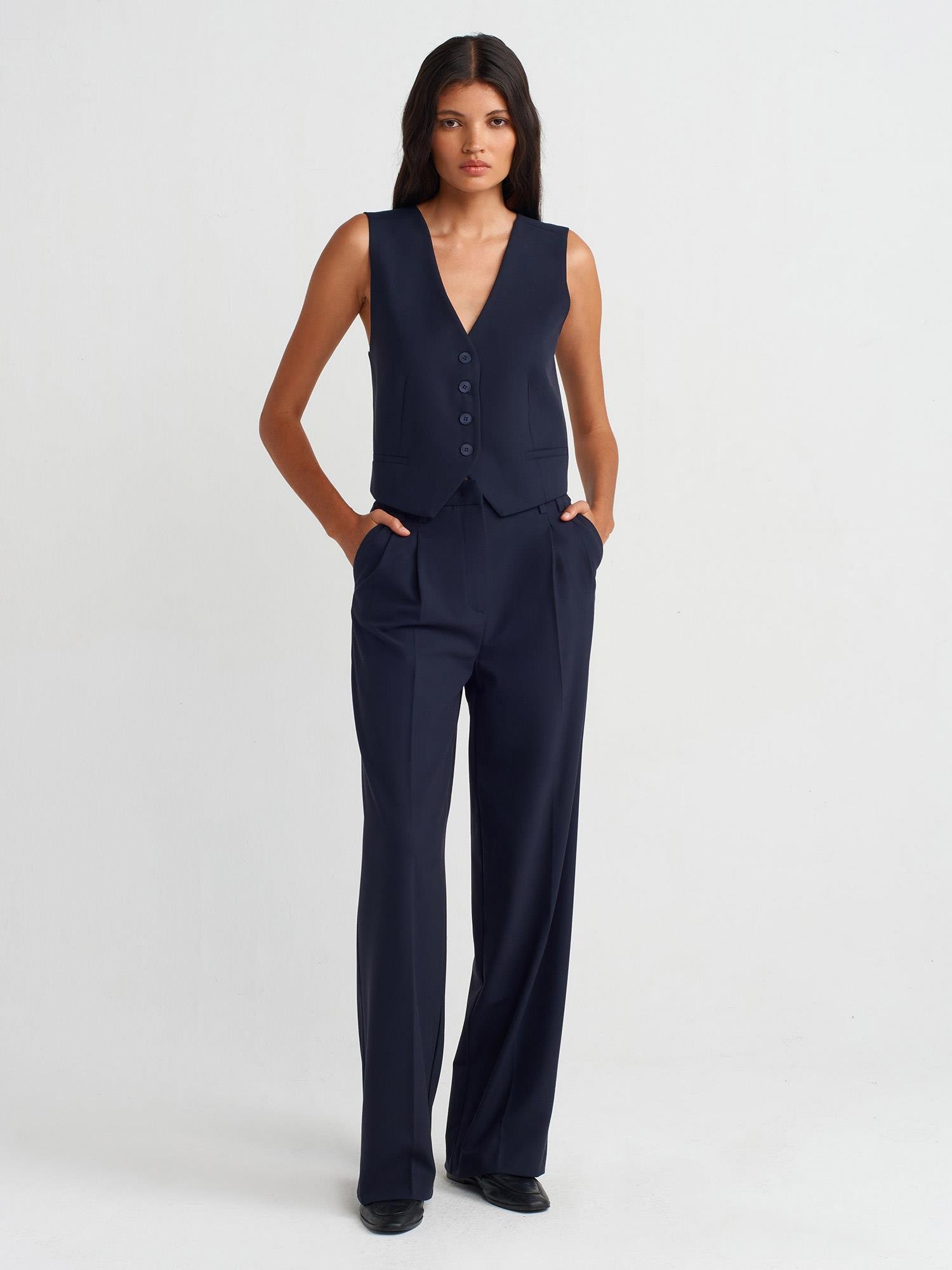 60545 Sırt Detaylı Blazer Düğmeli Krep Ceket