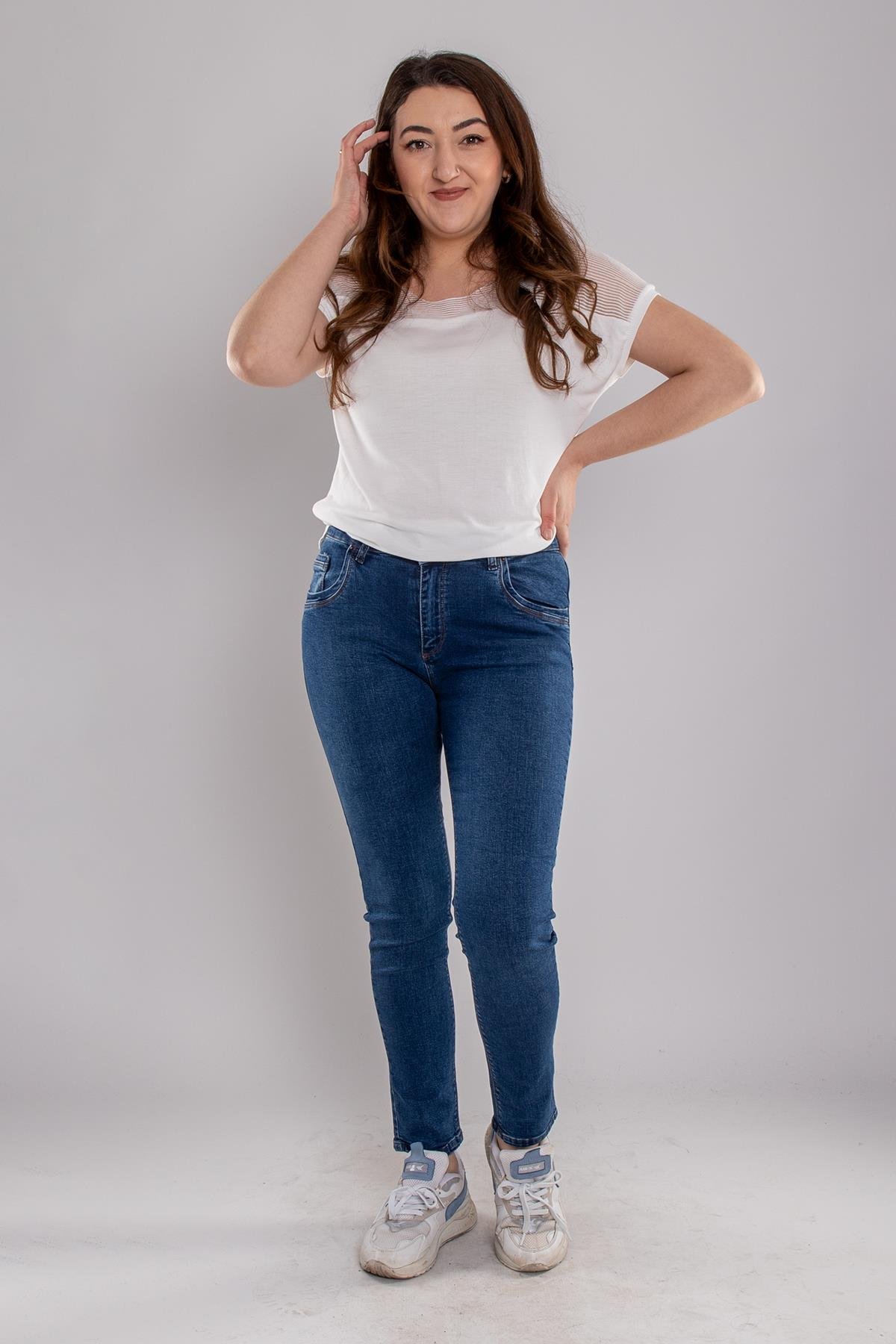 615 Büyük Beden Yüksekbel Likralı Kadın Kot Pantolon