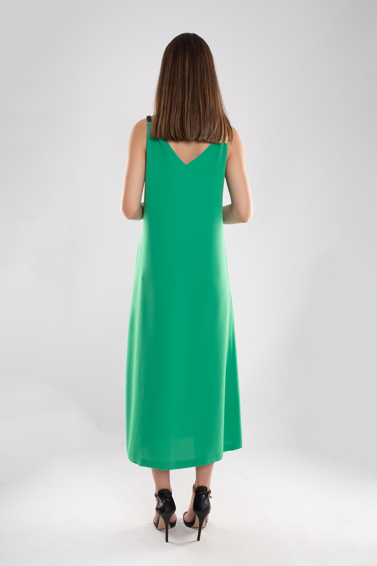 61749 Zincir Askı Vyaka Krep Midiboy Elbise