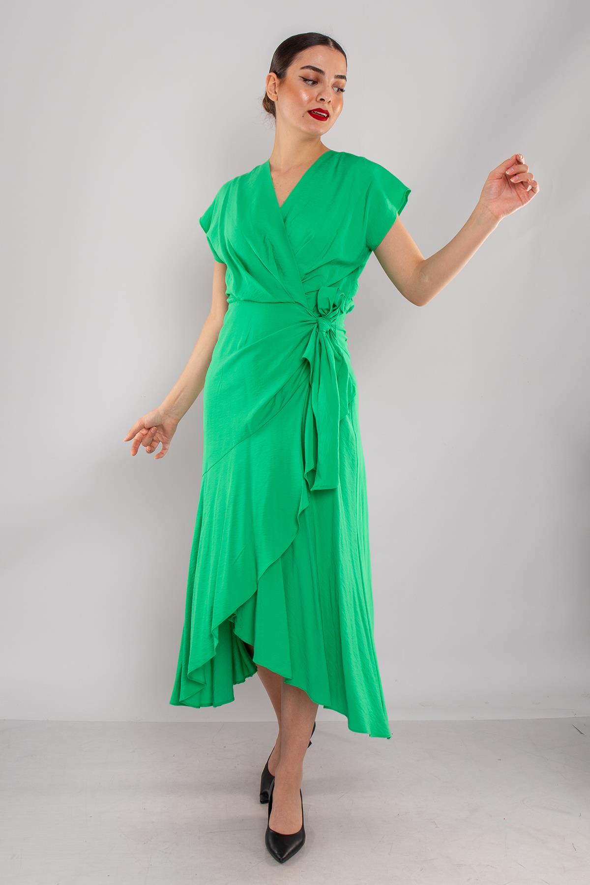 61878 Kruvaze Yaka Yandan Beli Bağlamalı Astarlı Midiboy Elbise