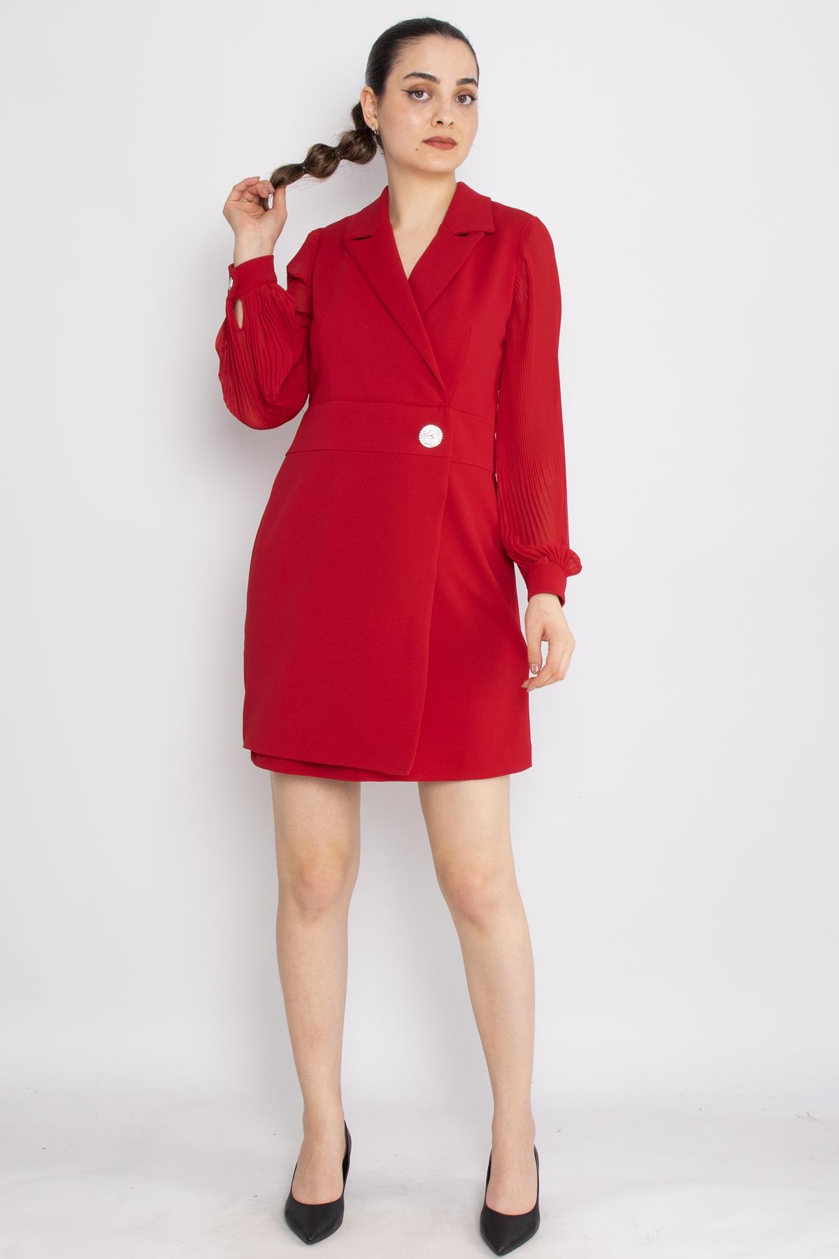 61891 Pilise Kol Kruvaze Yaka Broş Detay Kapaklı Kısa Krep Elbise