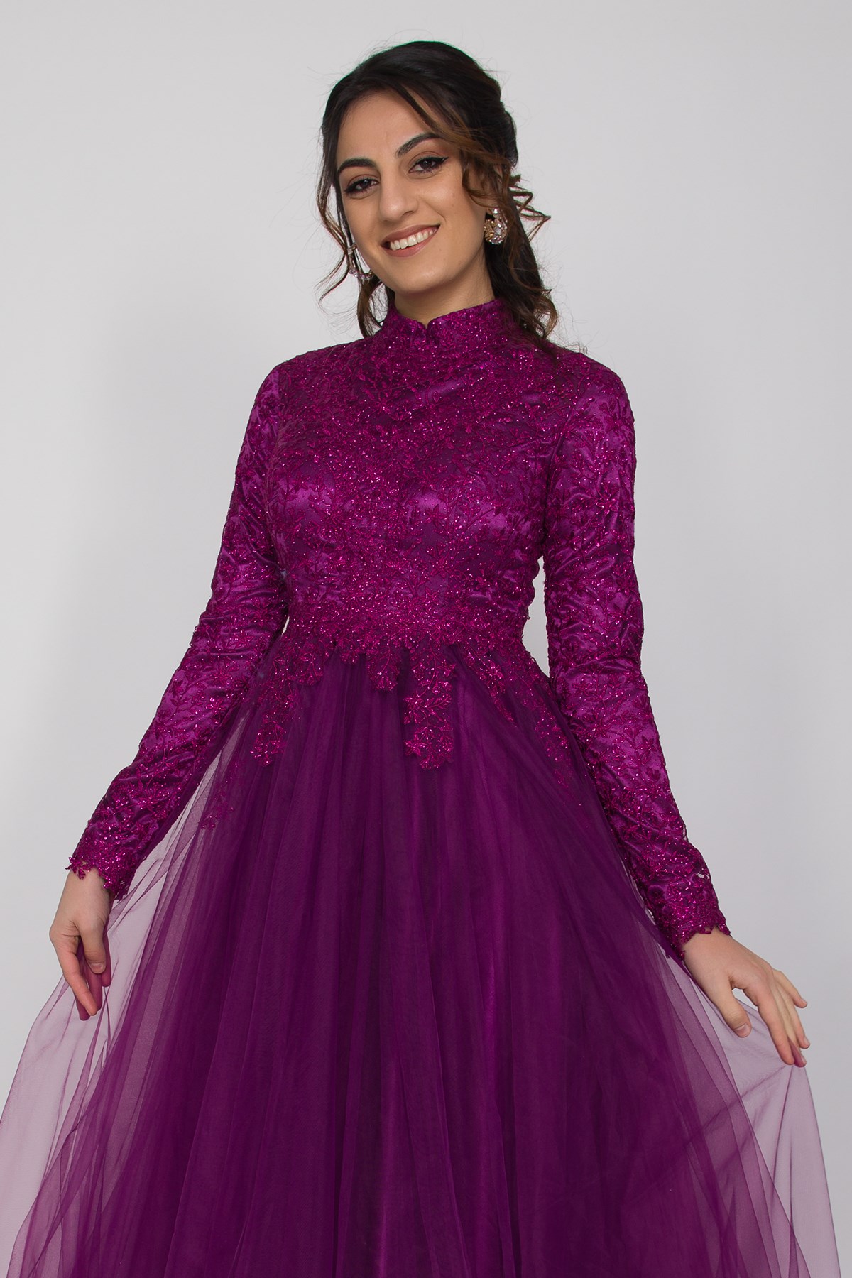 6943 Uzun Kol İşlemeli Tesettür Nişanlık