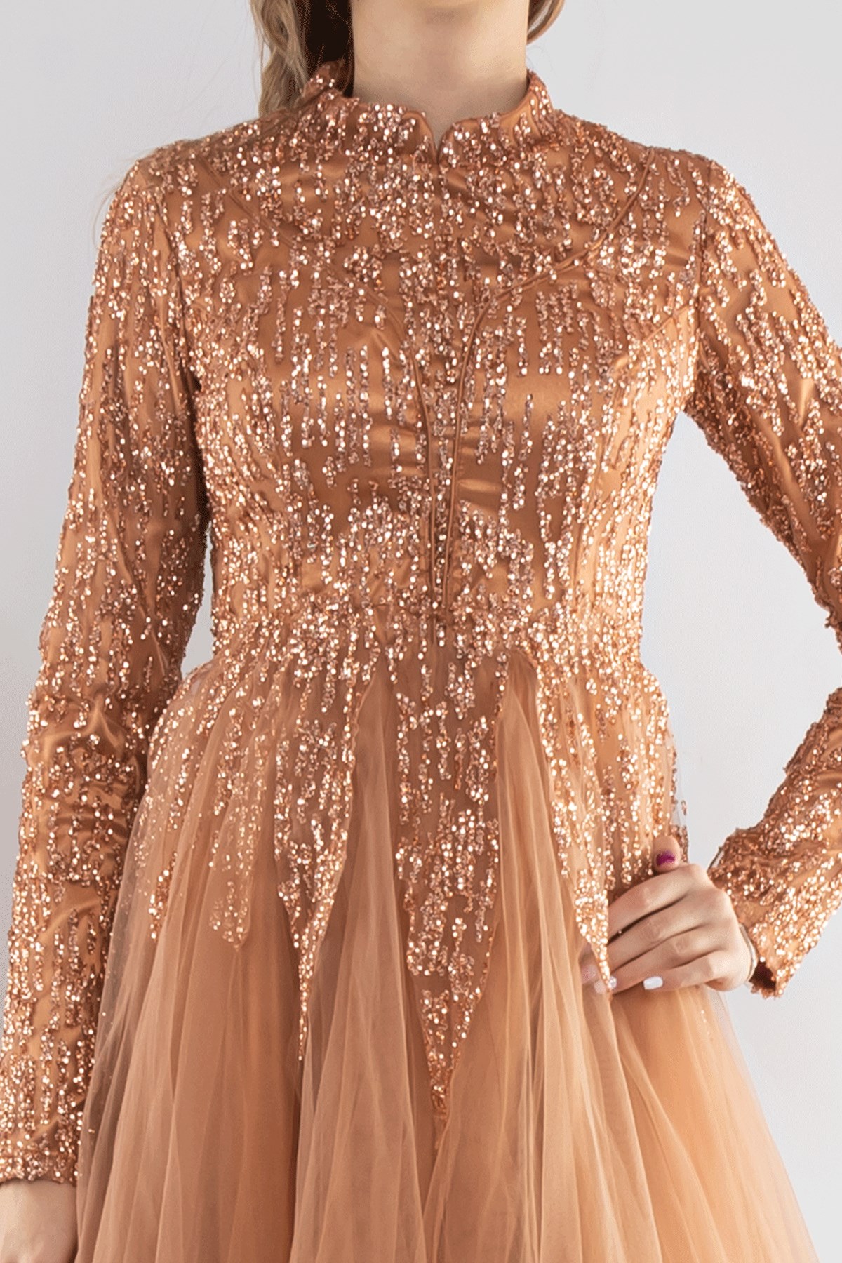 6950 Uzun Kol Sim İşli Tesettür Nişanlık Abiye Elbise