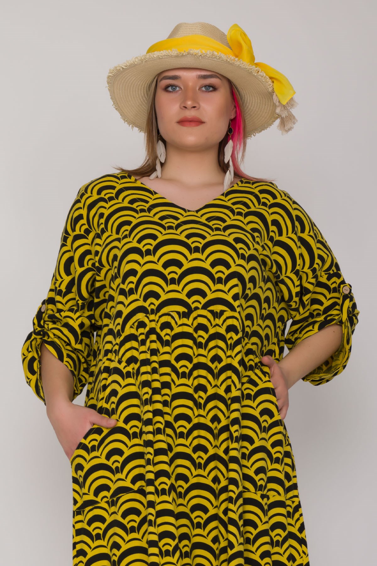 7013-1 V Yaka Cepli Desenli Pamuk Elbise