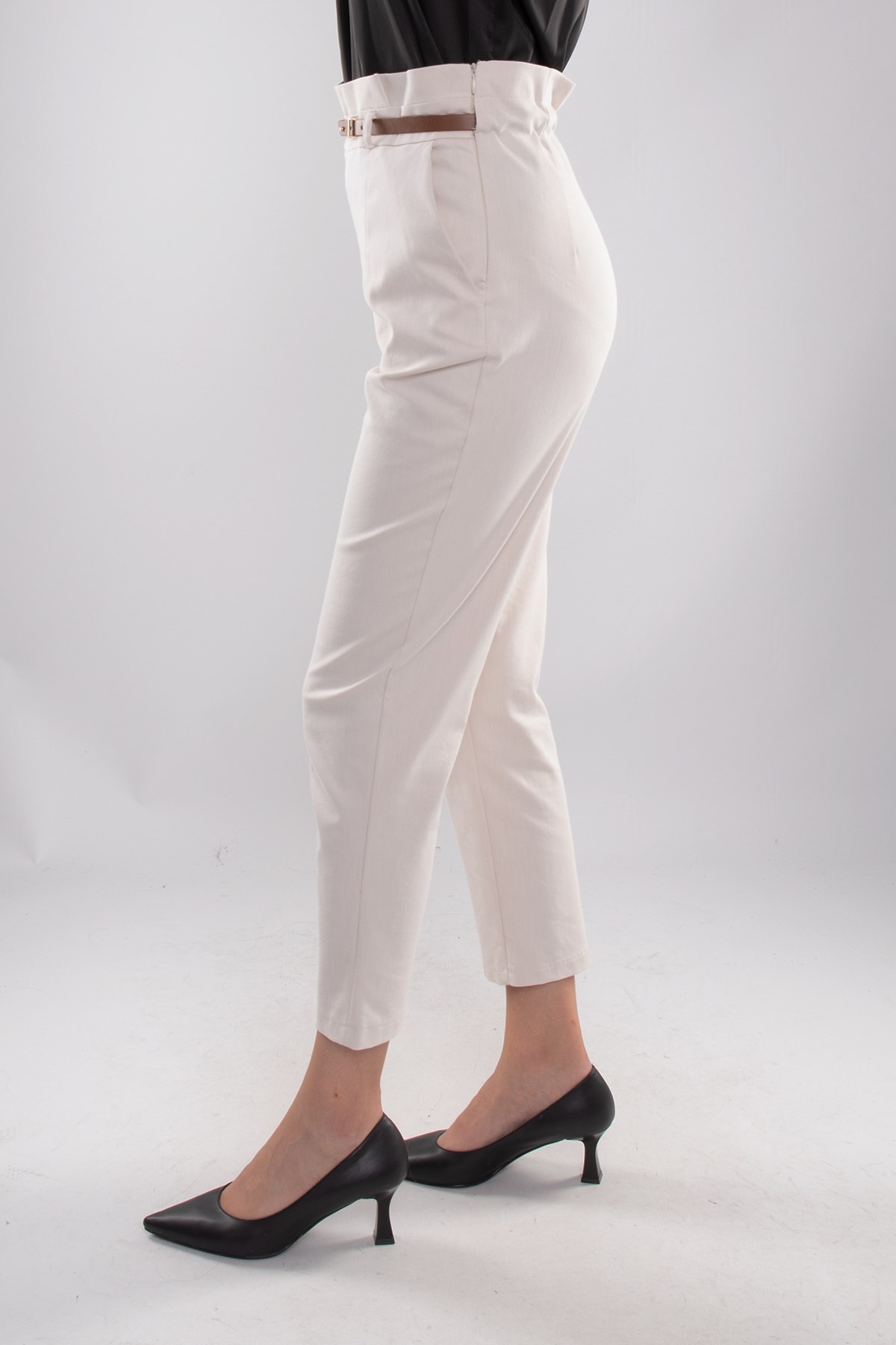 70292 Gizli Kemer Pamuklu Pileli Pantolon