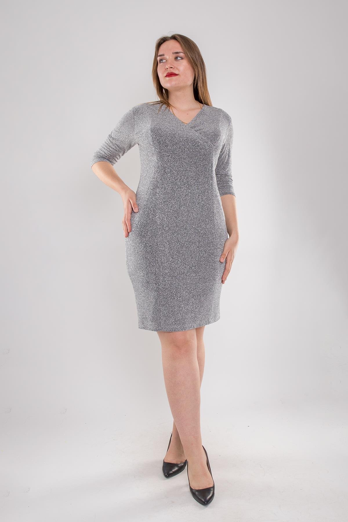 7040-3 Büyük Beden Kruvaze Yaka Simli Truvakar Kol Kısa Elbise