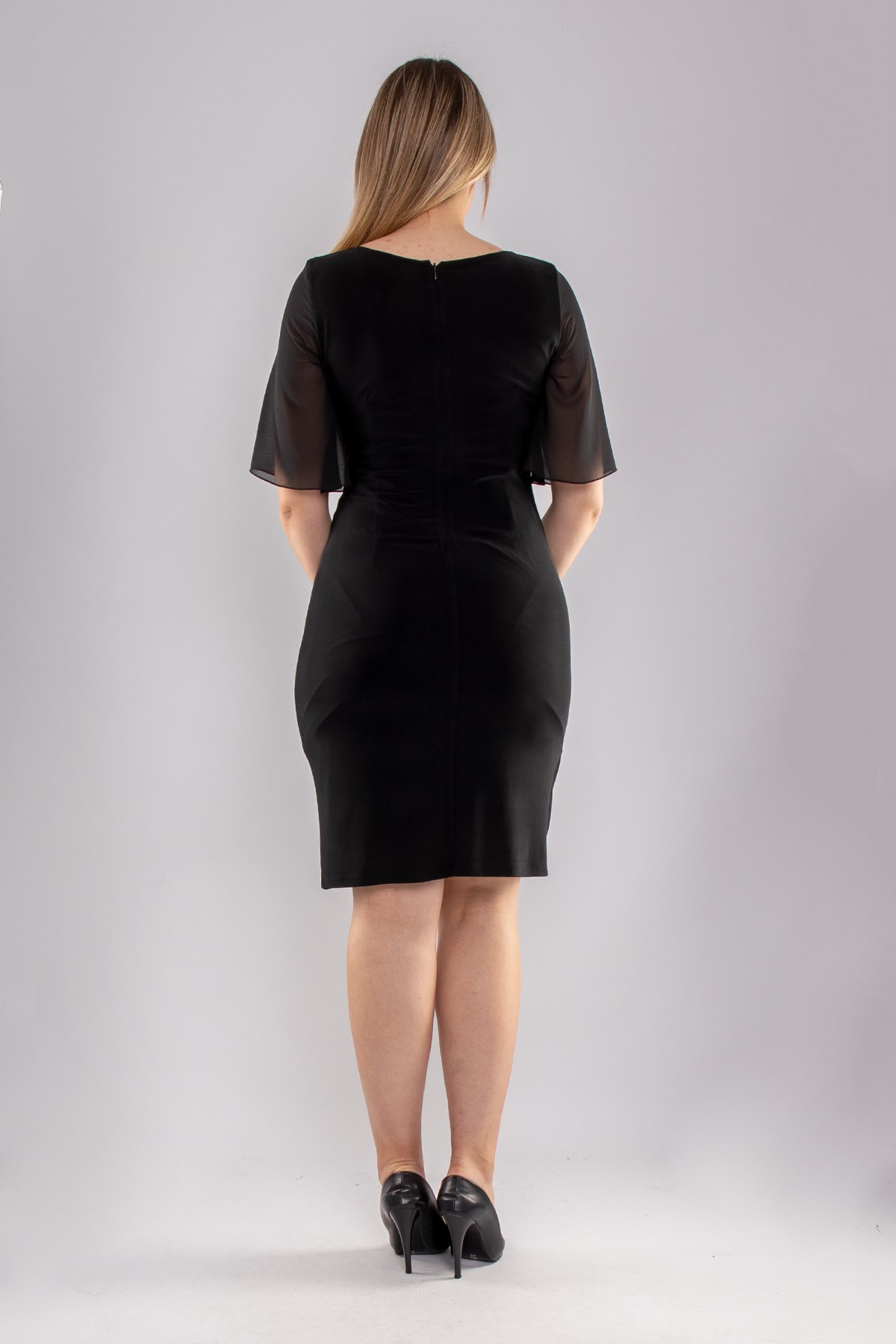 7052 Büyük Beden Yandan Broşlu Krep Şifon Kısa Elbise