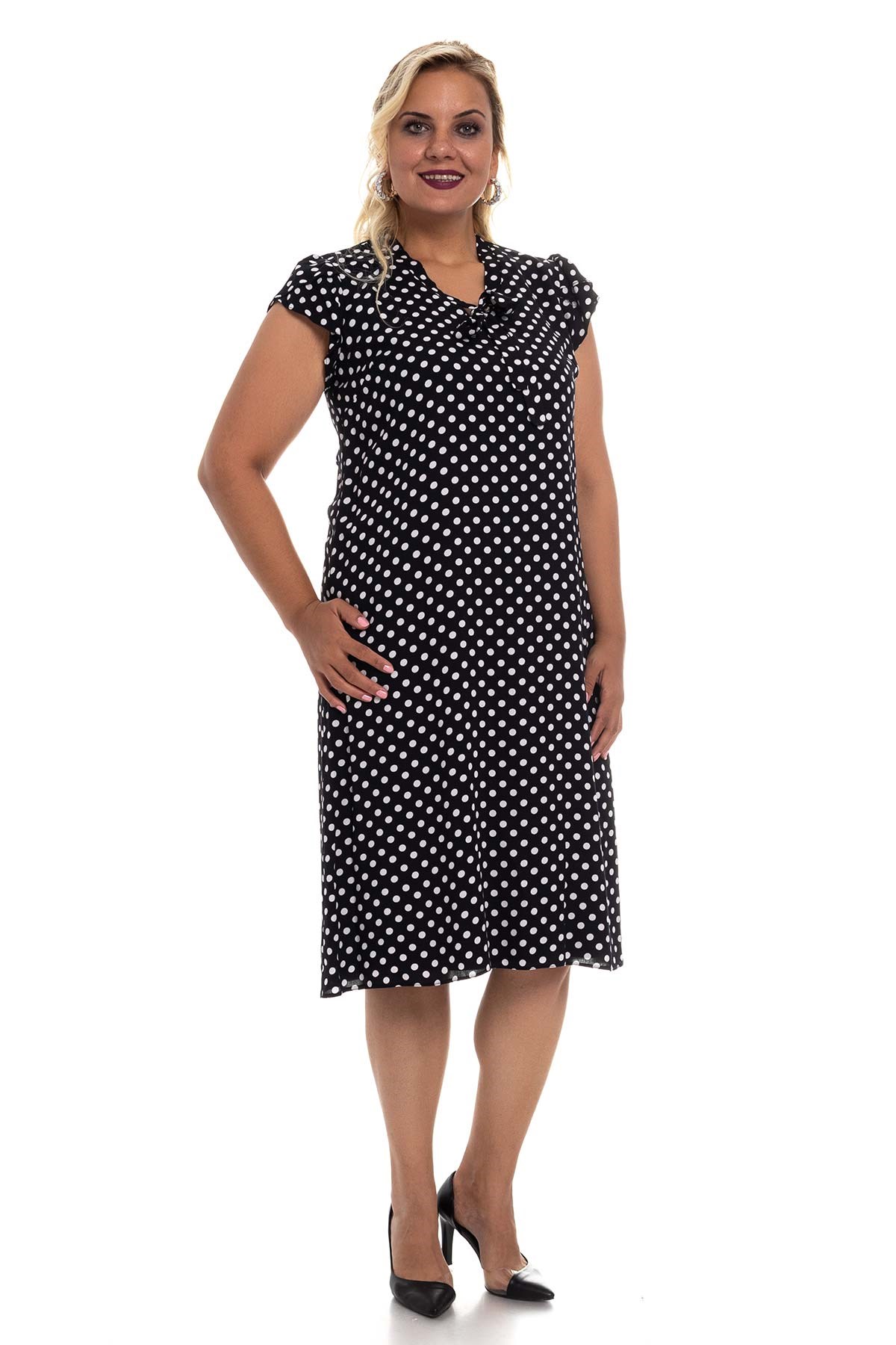 7057-3 Yakası Bağlamalı Puantiyeli Likralı Viscon Elbise