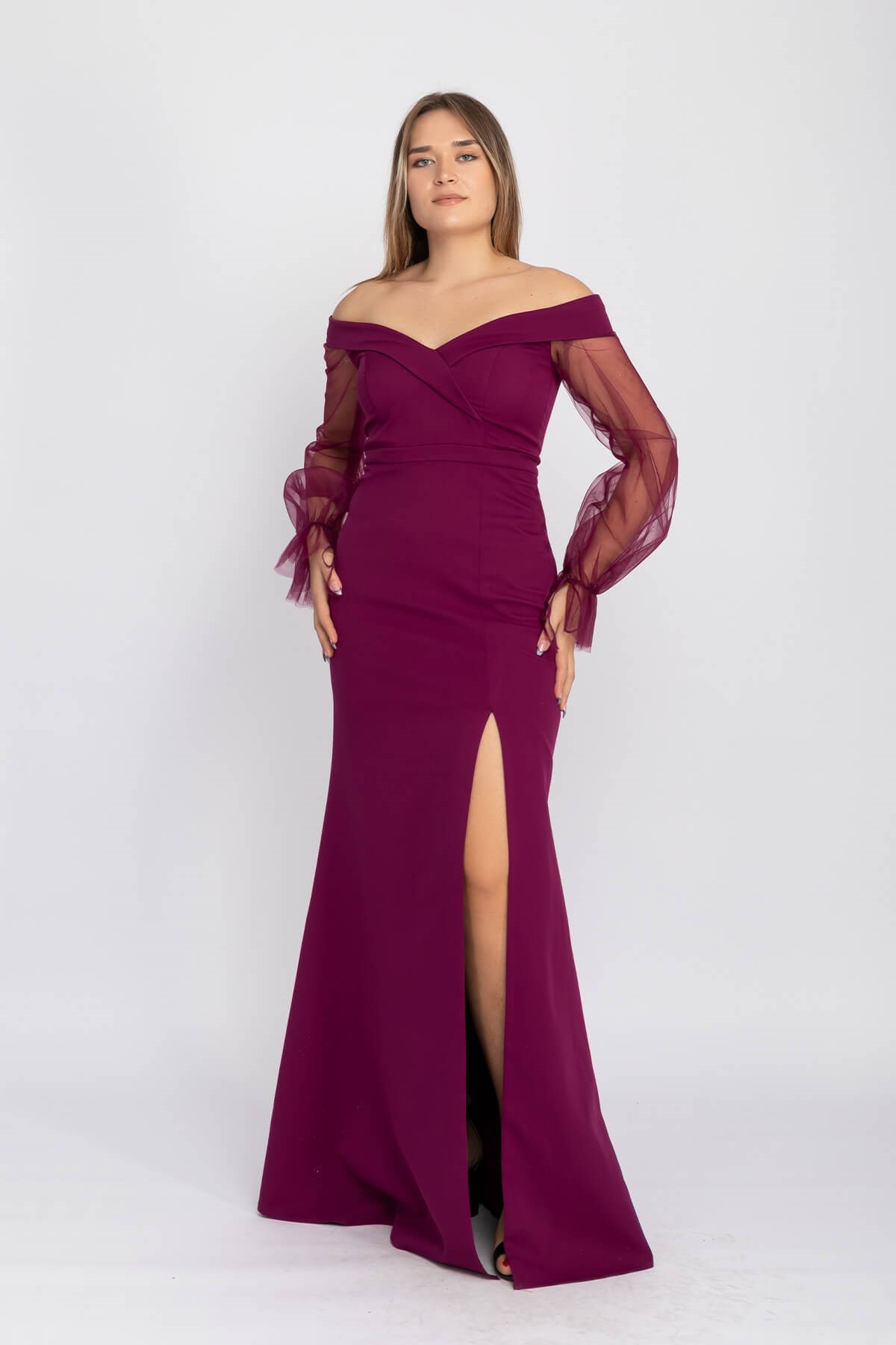 7081 Lady Yaka Tül Kol Yırtmaçlı Krep Balık Uzun Elbise