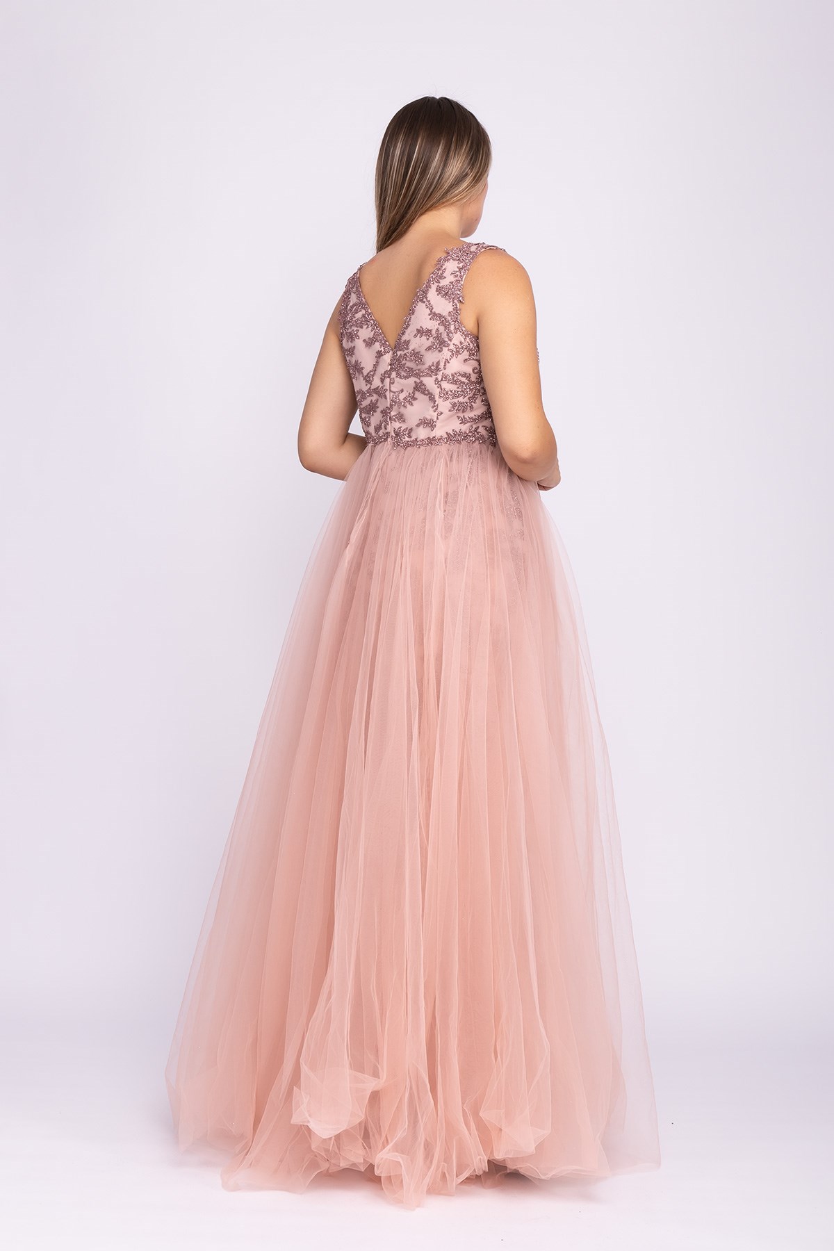 7095 Sim Nakış İşleme Tül Kuyruklu Long Dress Nişanlık