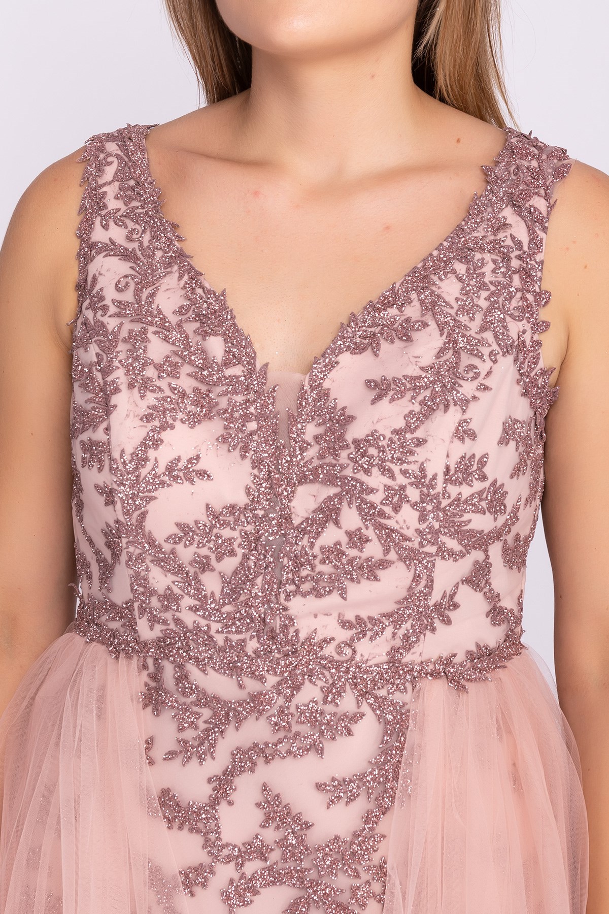 7095 Sim Nakış İşleme Tül Kuyruklu Long Dress Nişanlık