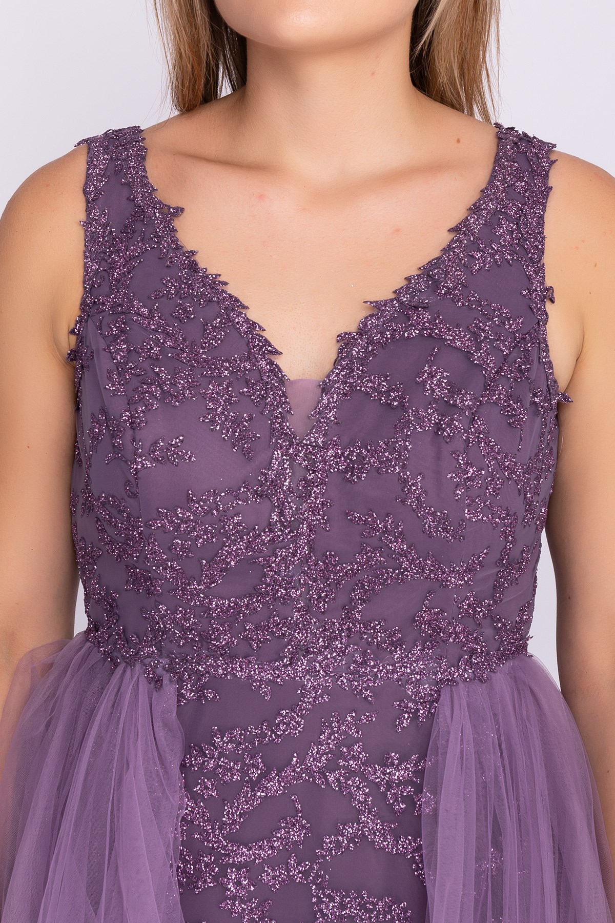 7095 Sim Nakış İşleme Tül Kuyruklu Long Dress Nişanlık