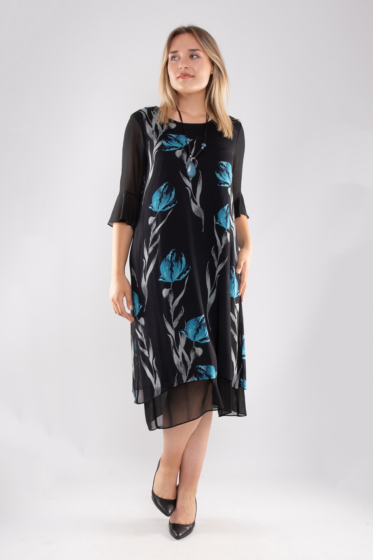 7099 Büyük Beden Lale Desen Tül Kol Kolyeli Şifon Kısa Elbise