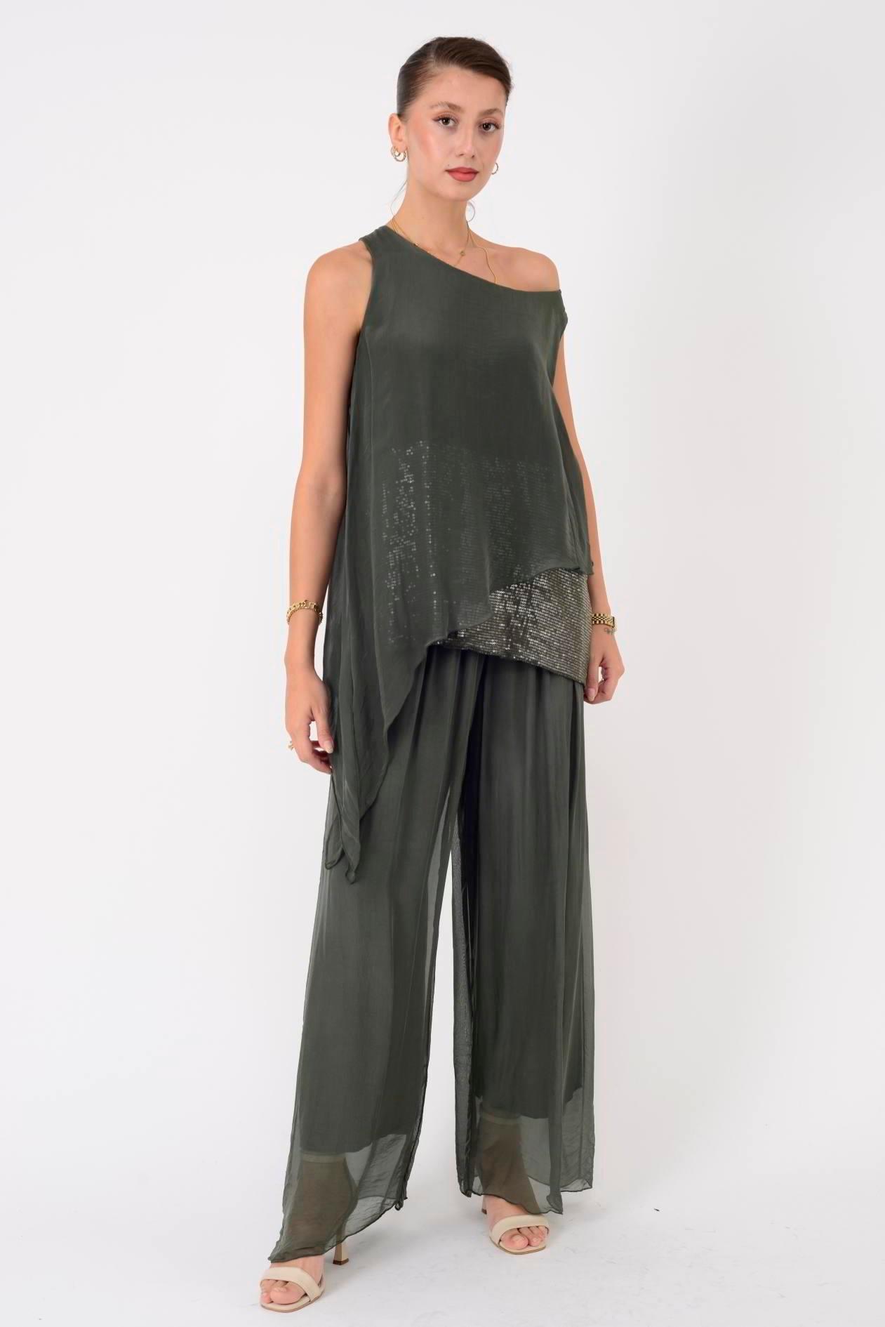 7161 Asimetrik Kesim Kolsuz Pullu İpek Bluz