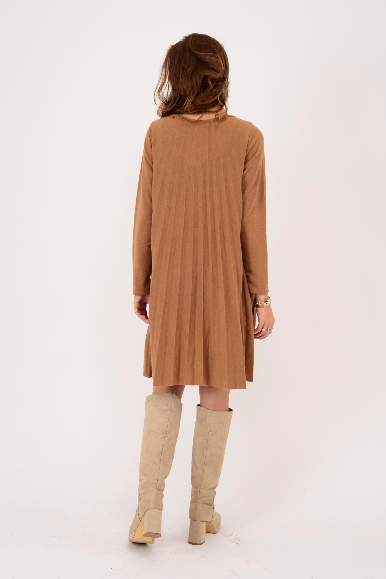 71653 Düz Desen Kolyeli Akordion Uzun Kol Triko Kısa Elbise