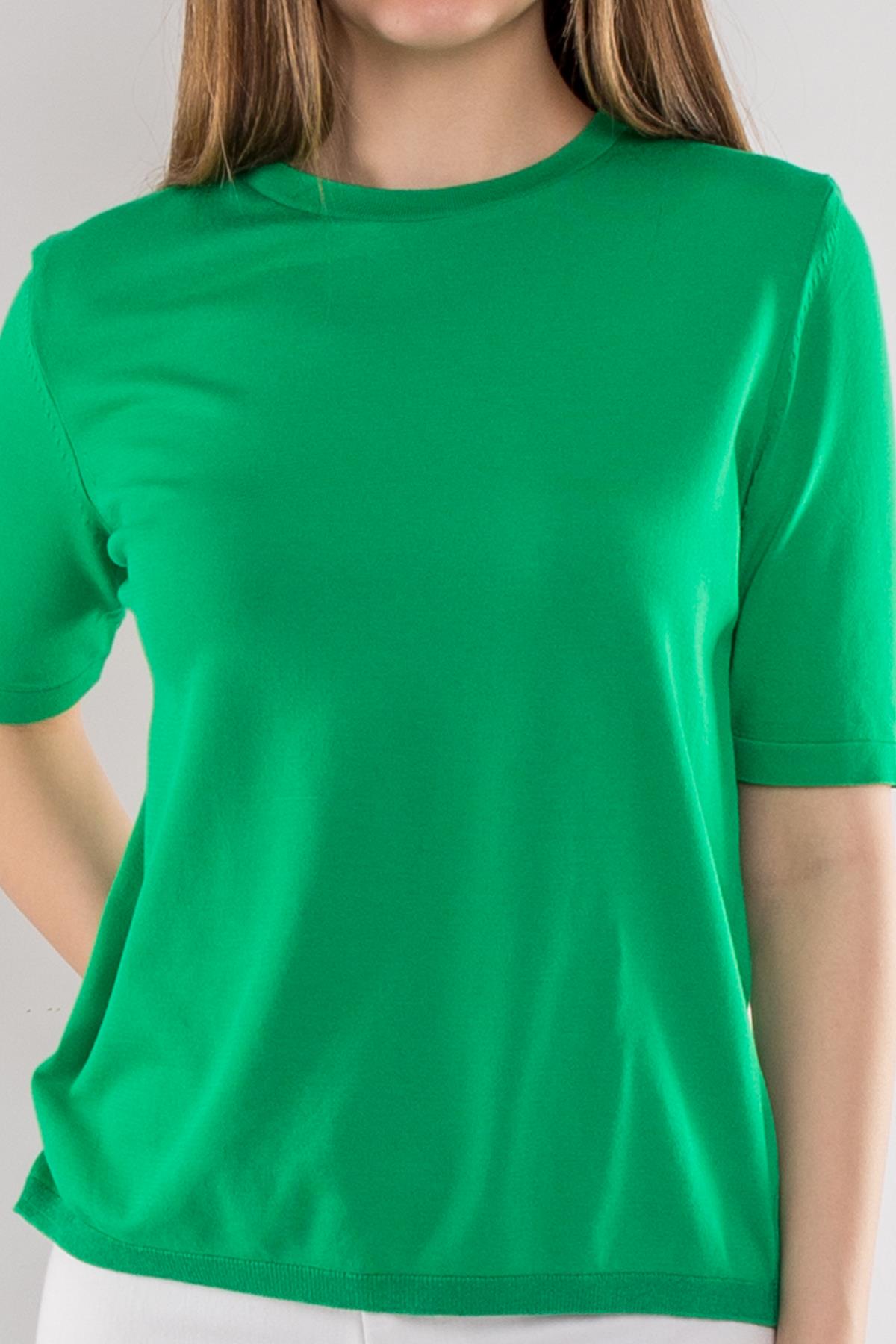 731 Bisiklet Yaka Arka Damlı Kısa Kol Merserize Triko