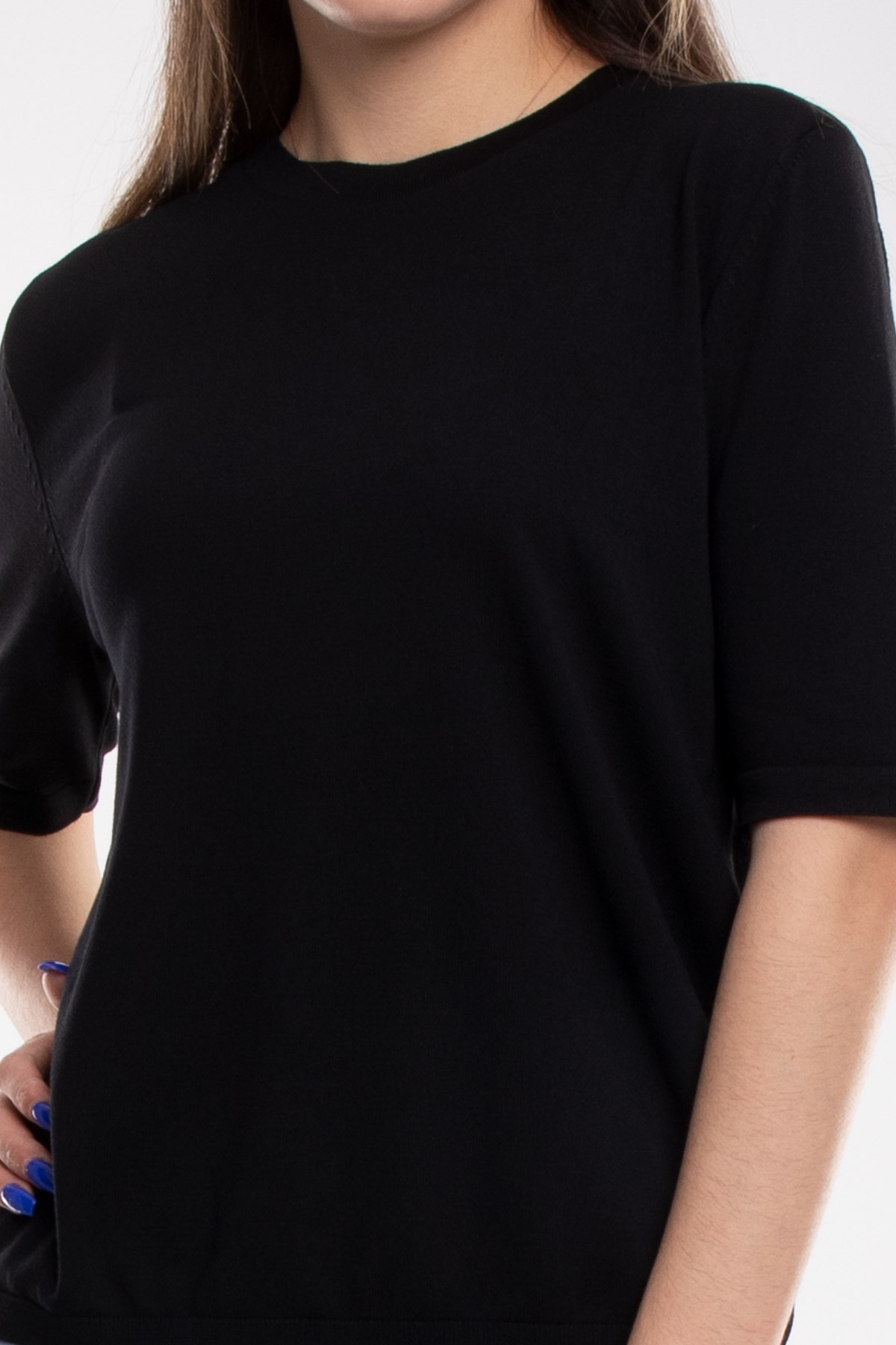 731 Bisiklet Yaka Arka Damlı Kısa Kol Merserize Triko