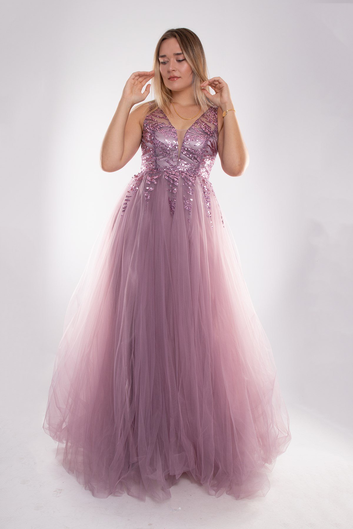 7555 Desire Simli Pul Piroşeli Uzun Tül Nişanlık