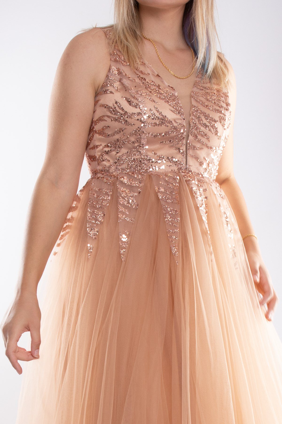 7555 Desire Simli Pul Piroşeli Uzun Tül Nişanlık