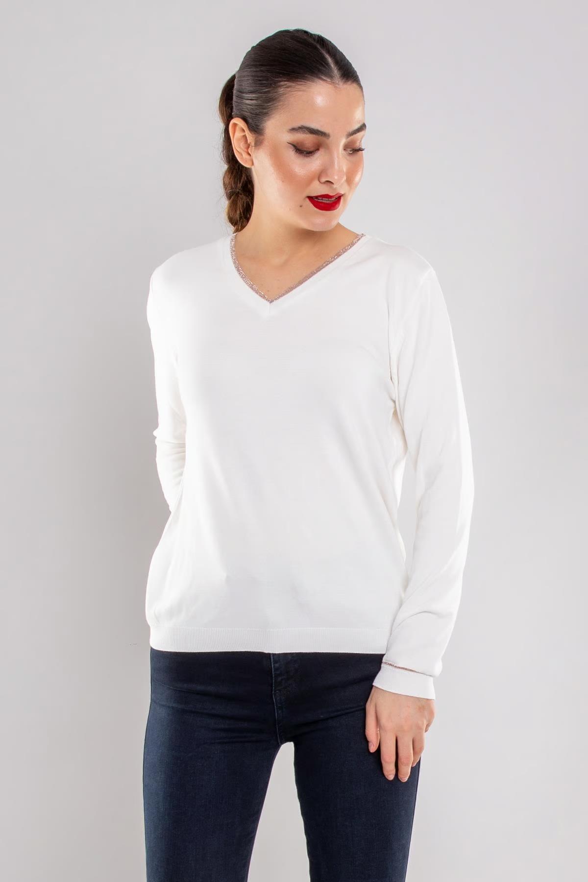 756 Vyaka ve Kol Ucu Simli Merserize Triko