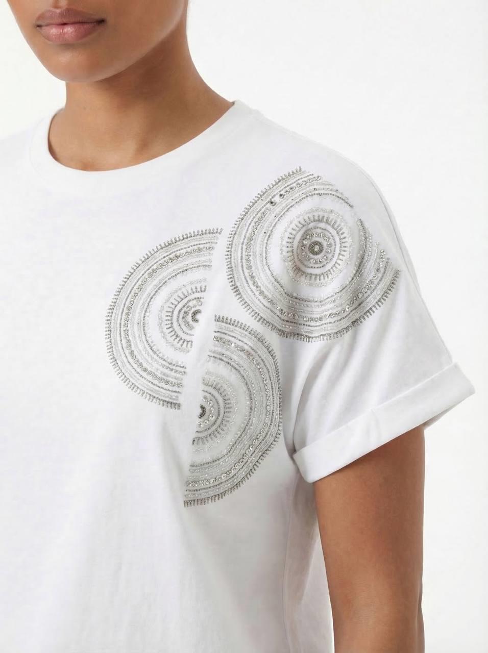 7568 Omuz Boncuklu Mandala Desen Kısa Kol Tshirt