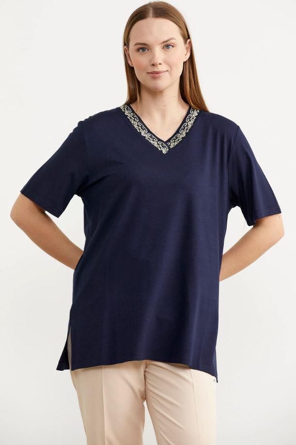 75978 VYakaa Nakışlı Detay Dökümlü Kısa Kol Tshirt