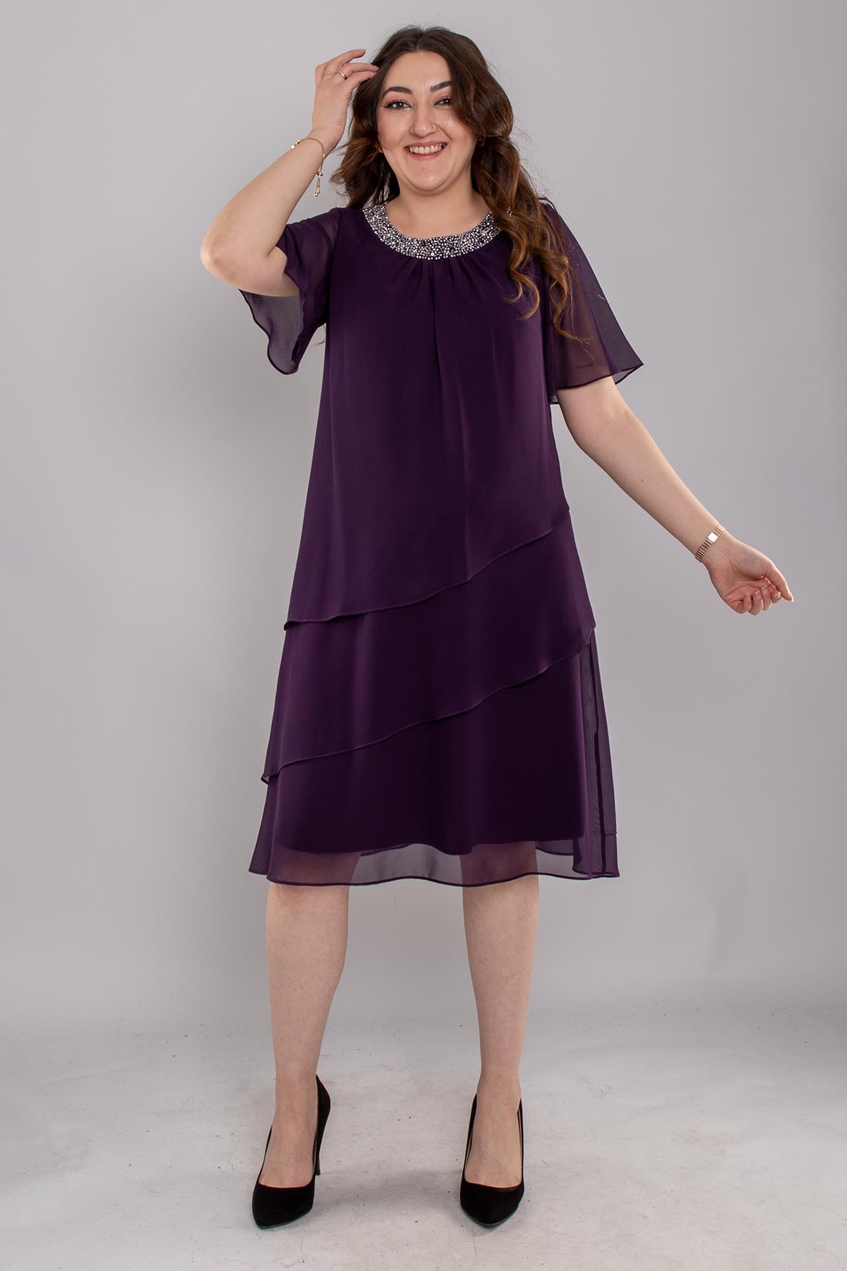 7638 Büyük Beden Yaka Taş Boncuklu Katlı Şifon Kısa Elbise