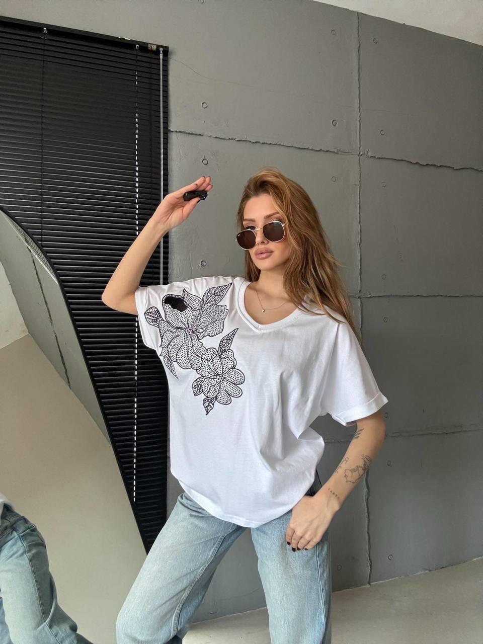 7668 Vyaka Taş Baskılı Yaprak Nakışlı Kısa Kol Tshirt