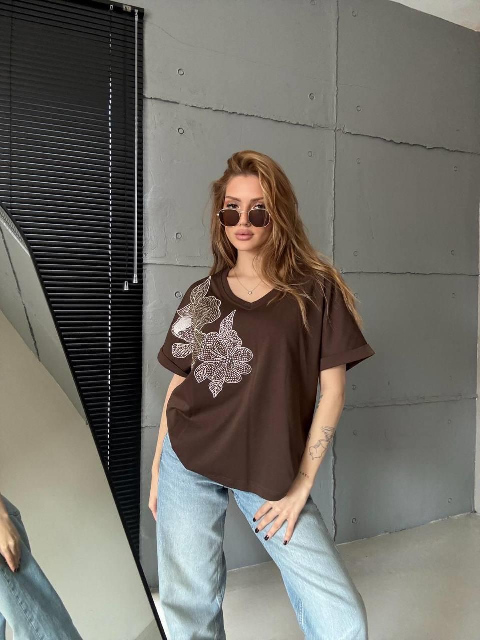 7668 Vyaka Taş Baskılı Yaprak Nakışlı Kısa Kol Tshirt