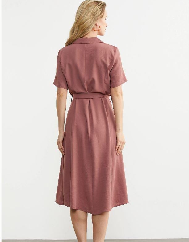 77389 Yakalı Cepli Düğmeli Midiboy Krep Gömlek Elbise