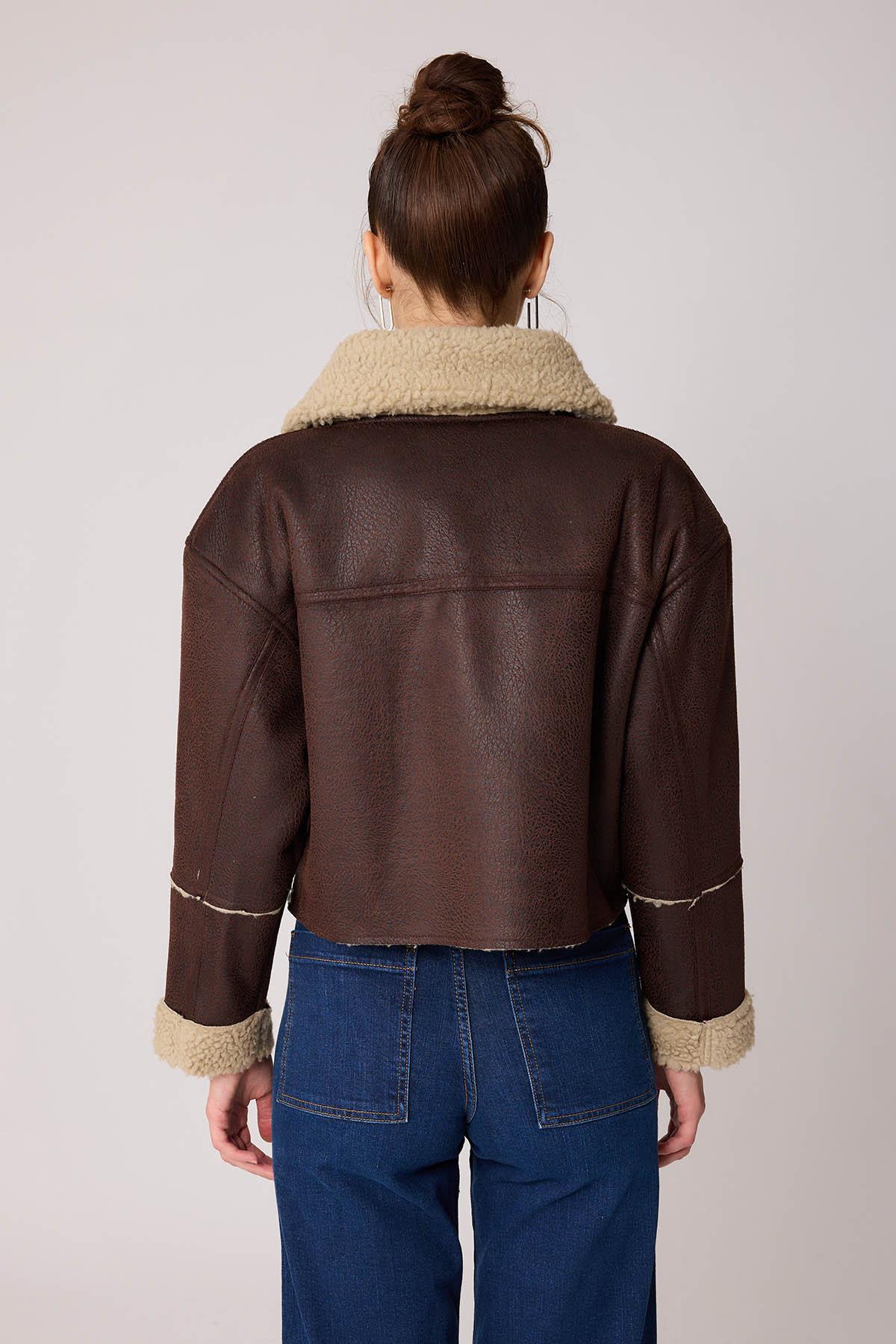 8025 İçi Kürklü Crop Fermuarlı Kadın Deri Ceket