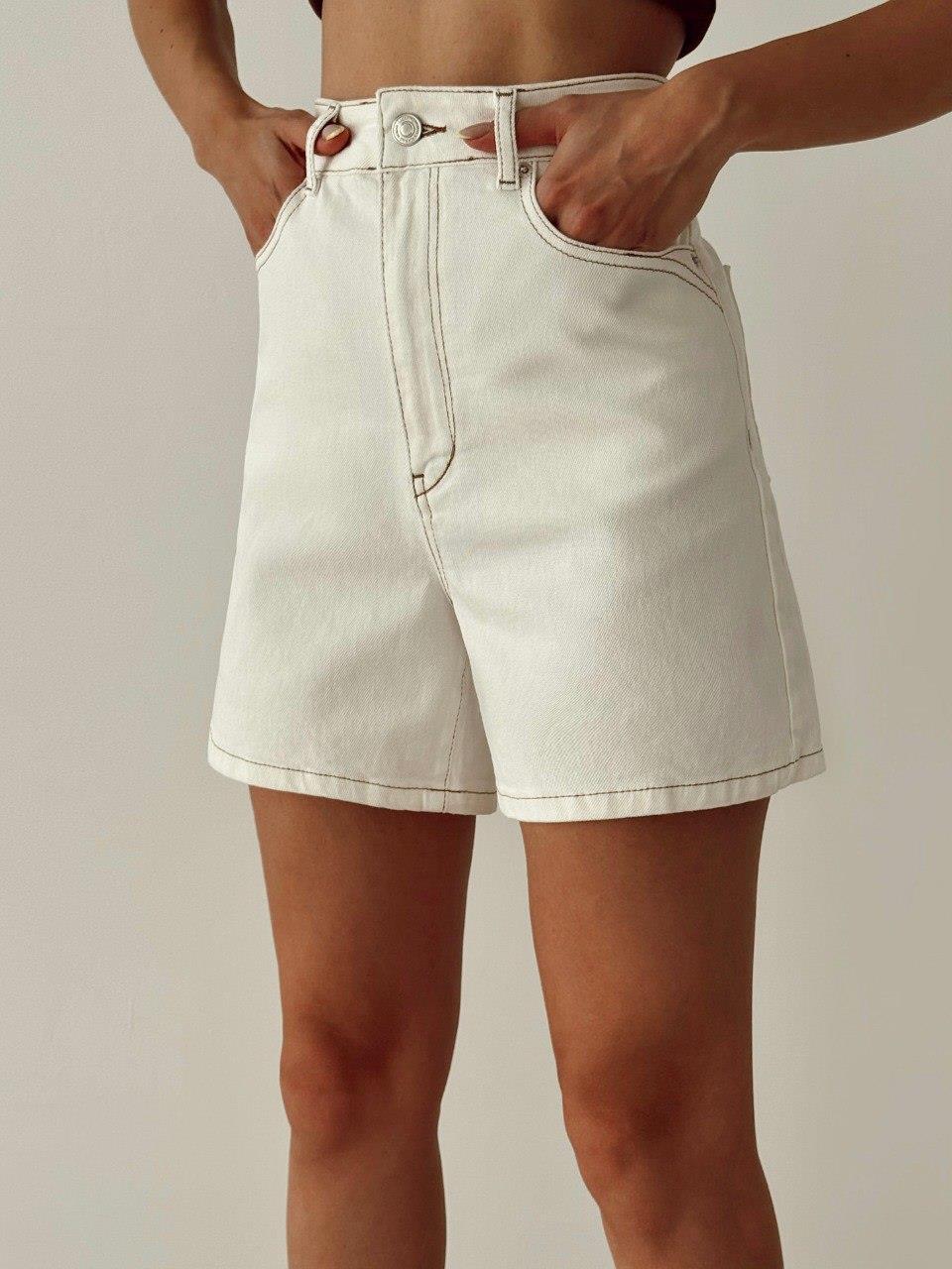 8071 Short Çizgi Detay Kısa Şort