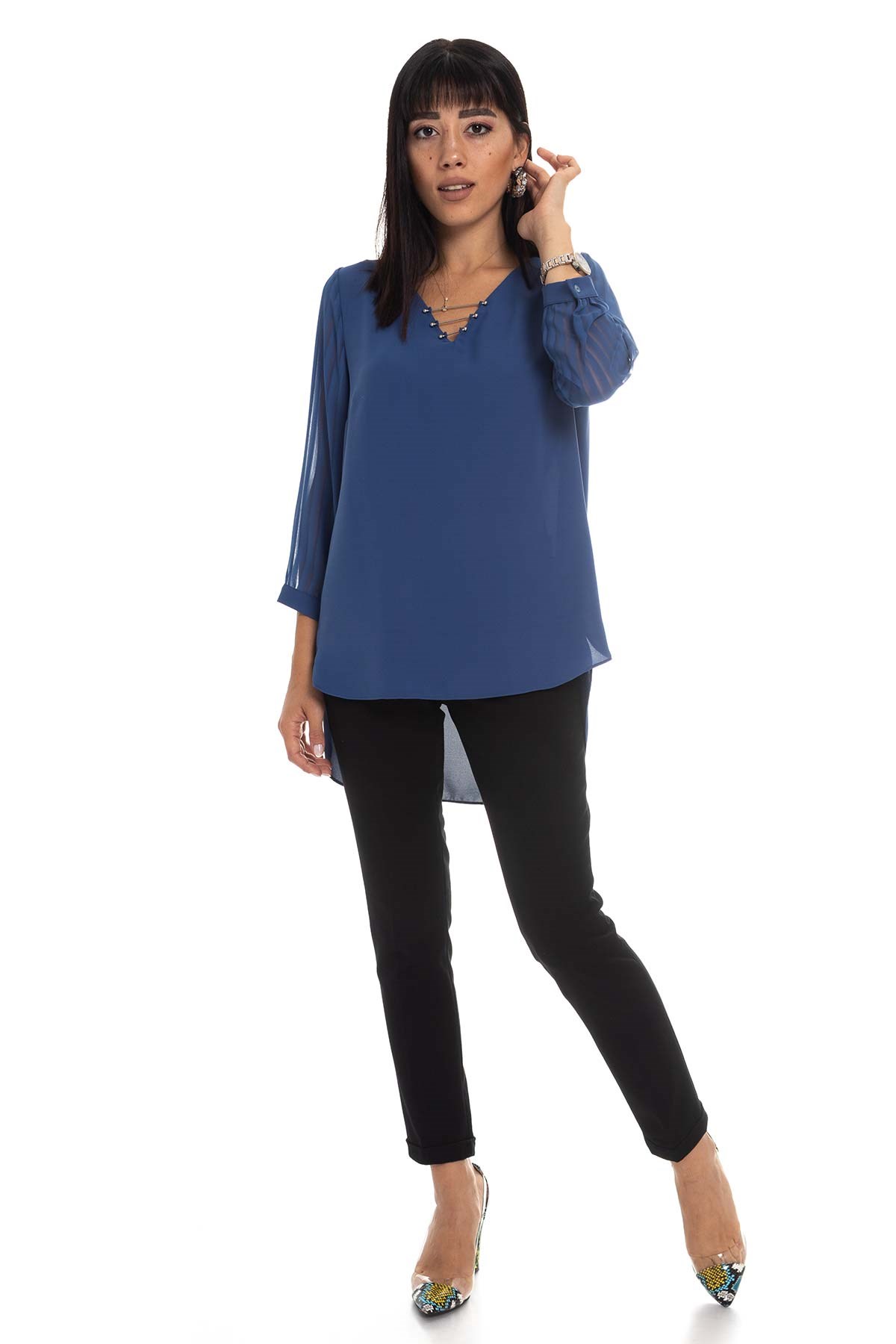 80892 Yaka Metalli Detaylı Bluz