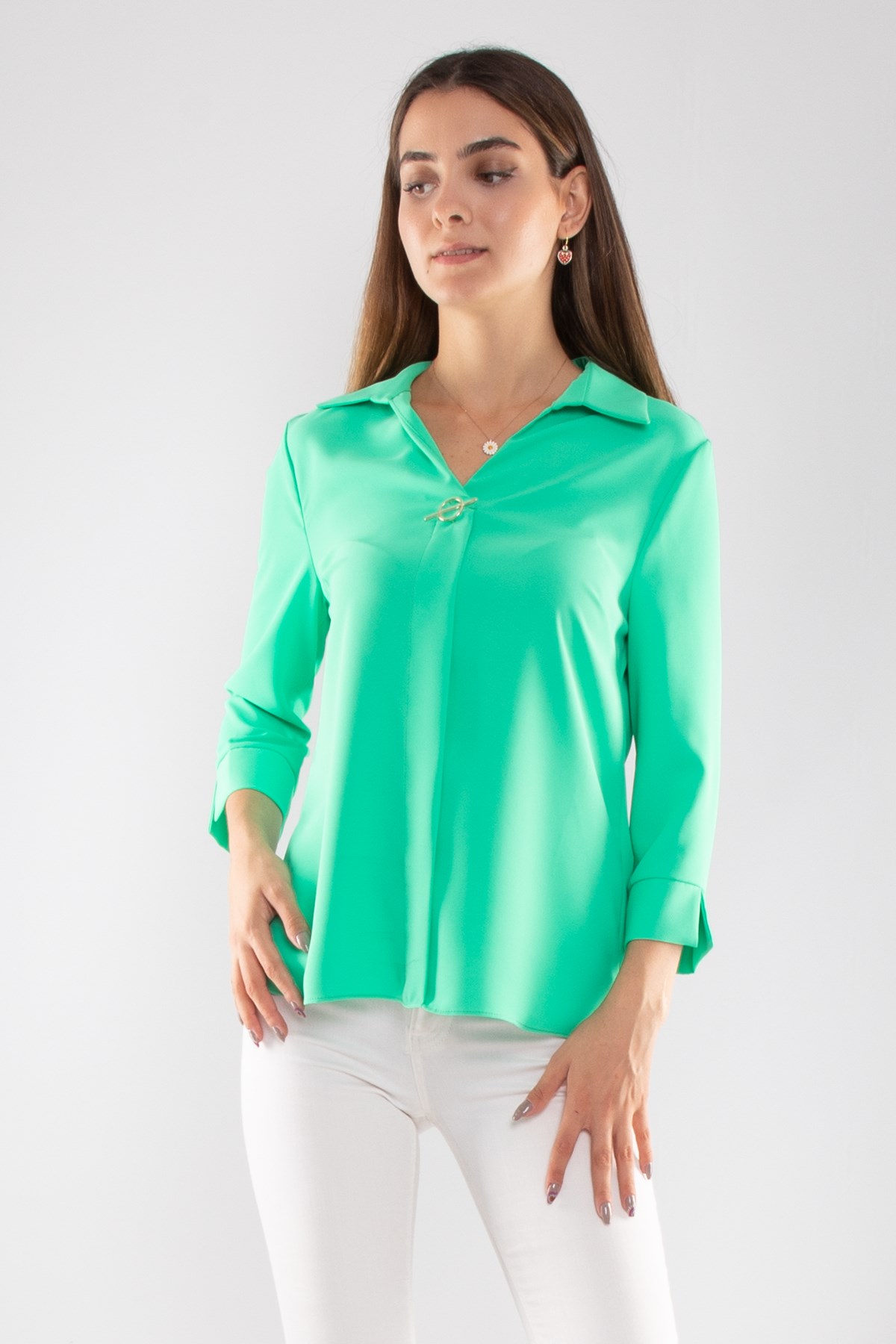 81285 Broşlu Truvakar Kol Krep Bluz