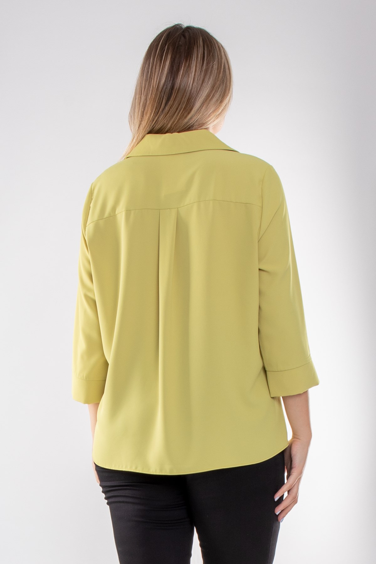 81592 Büyük Beden Broşlu Truvakar Kol Krep Bluz