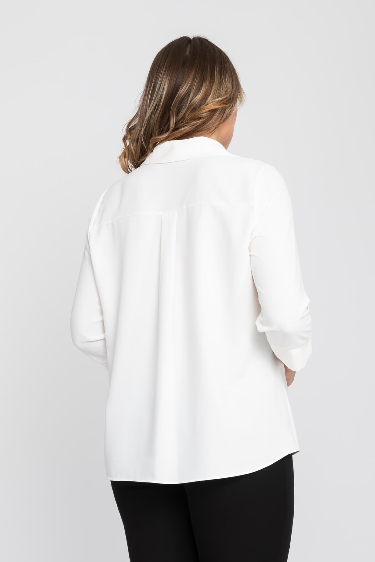 81592 Büyük Beden Broşlu Truvakar Kol Krep Bluz