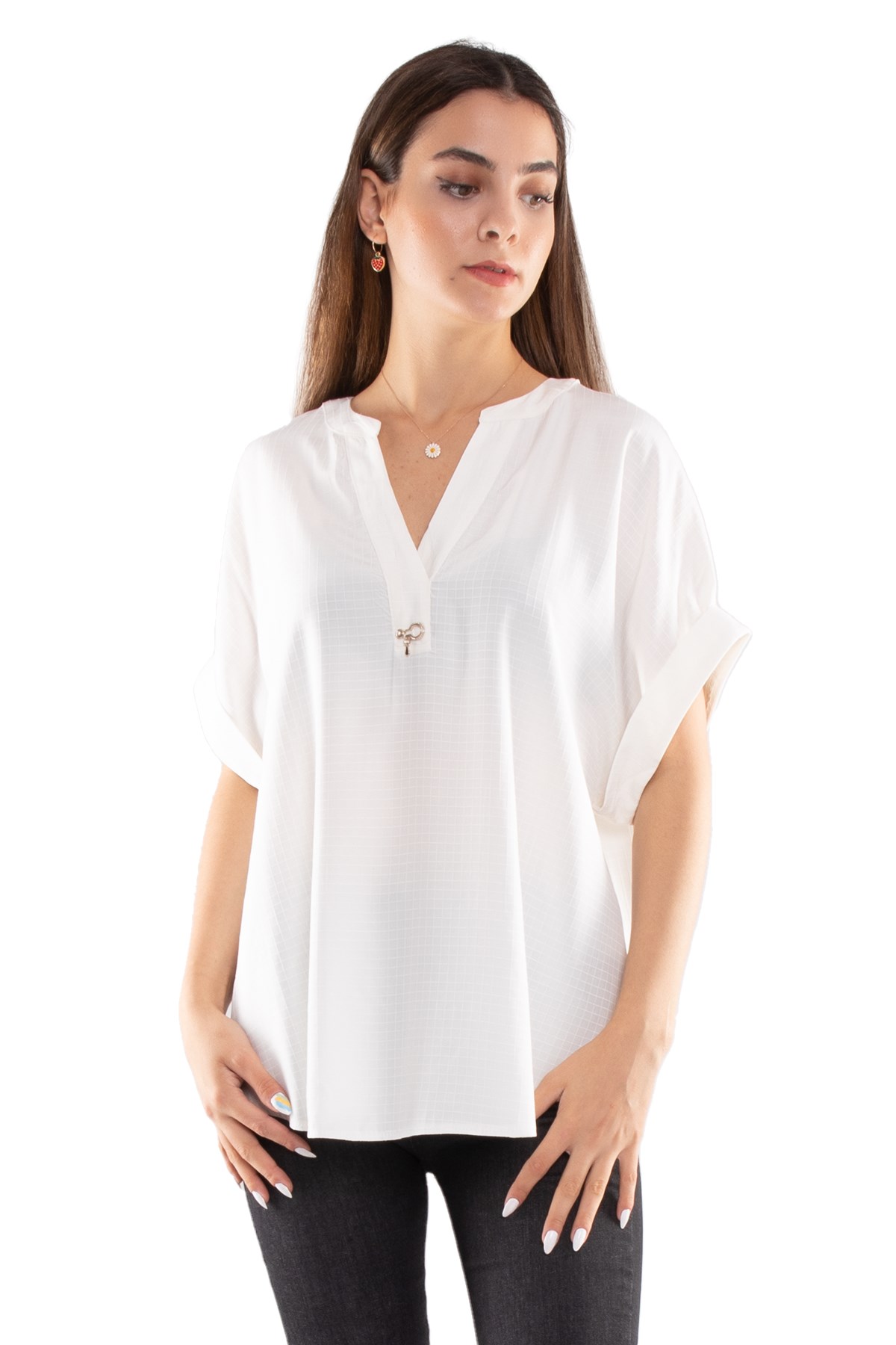 81699 Kendinden Kareli V Yaka Broşlu Viscon Bluz