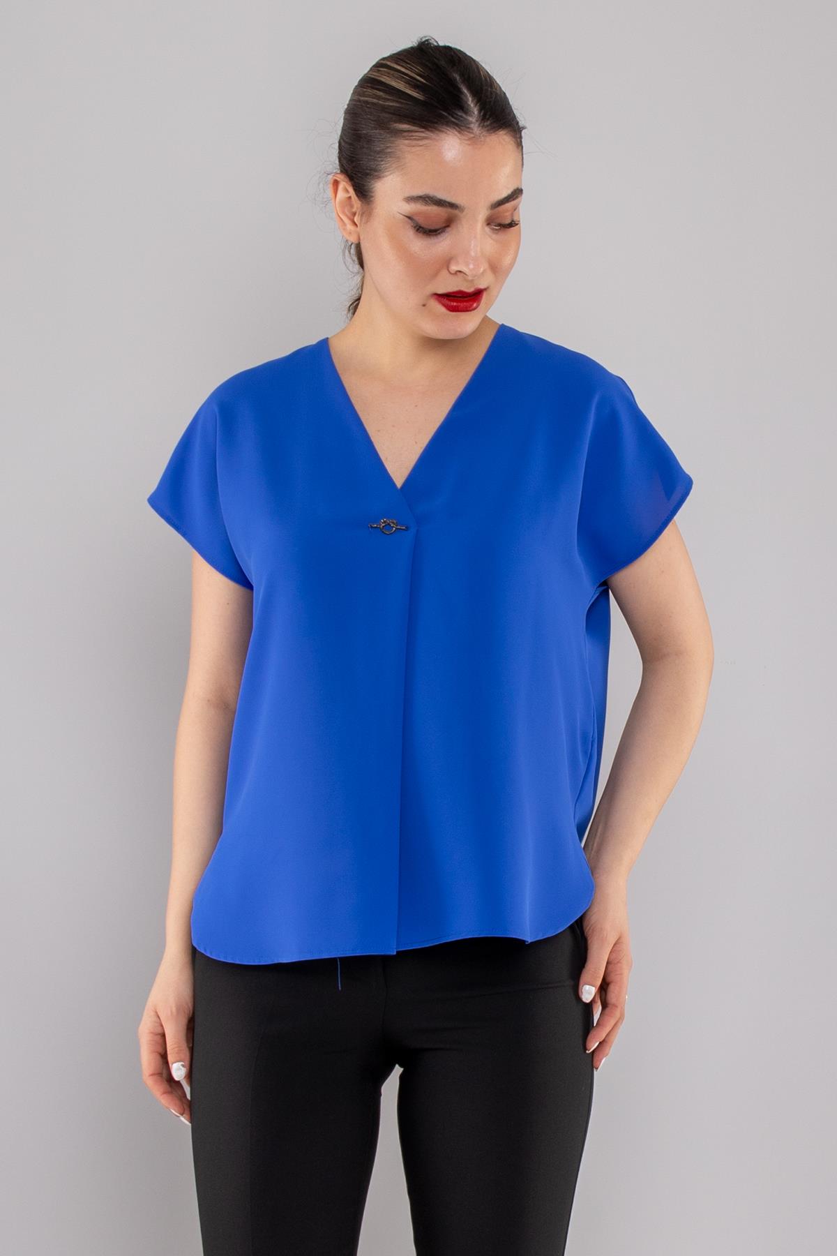 81908 Vyaka Broşlu Kısa Kol Krep Şifon Bluz