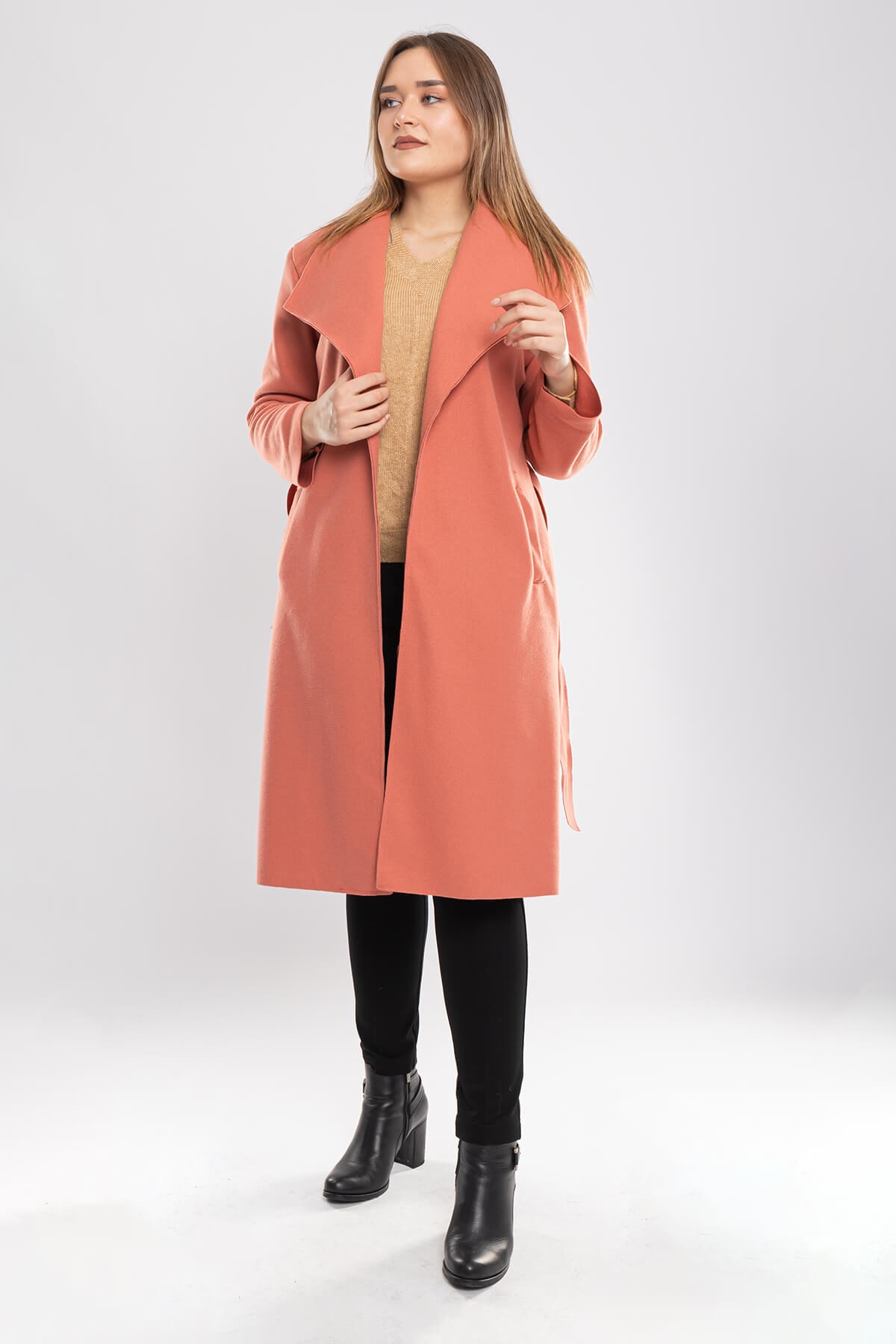 90041 Büyük Beden Şal Yaka Kuşaklı Kadın Keçe Kaban