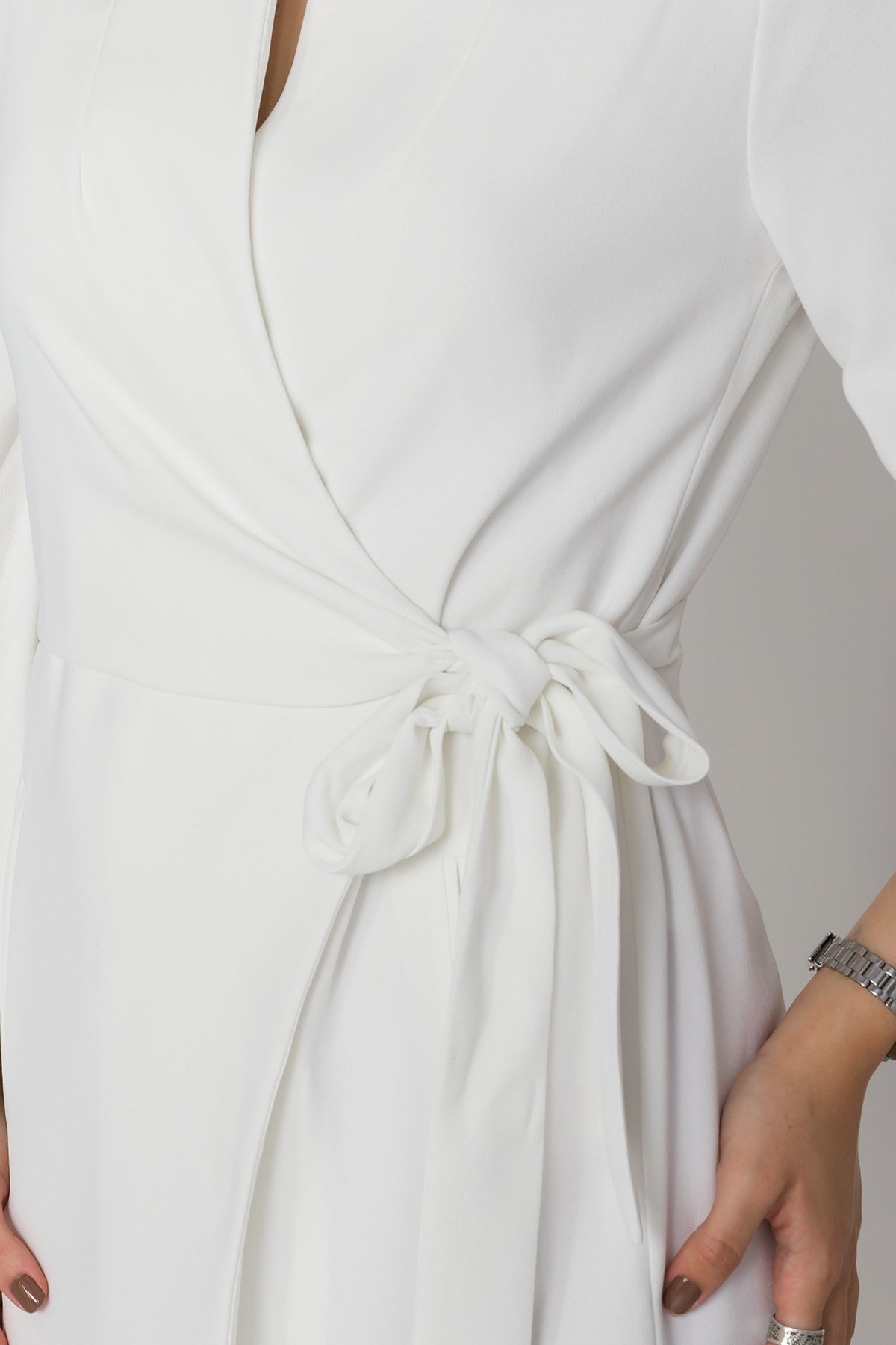 90177 Yandan Bağlamalı Hakim Yaka Yırtmaç Kol Ceket