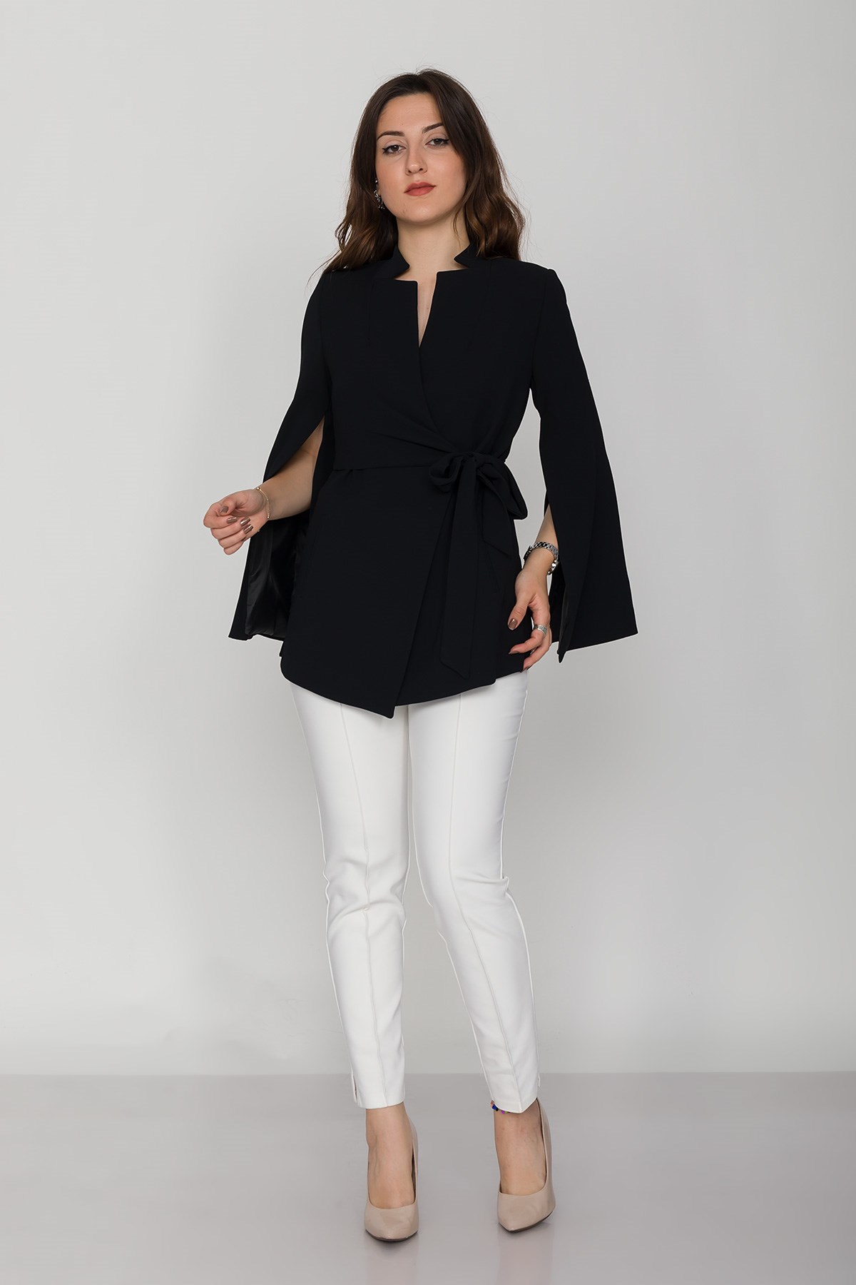 90177 Yandan Bağlamalı Hakim Yaka Yırtmaç Kol Ceket