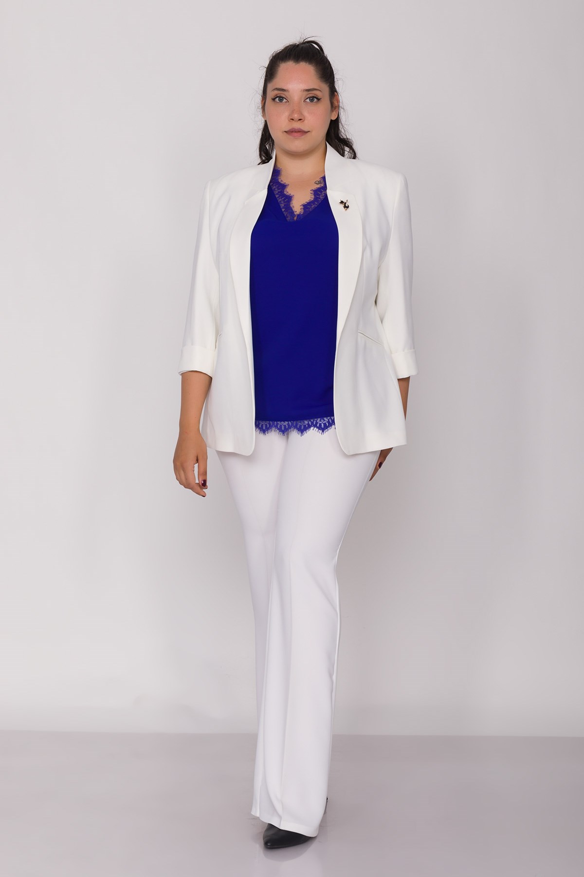 90179 BB KEDİ BROŞLU CEKET