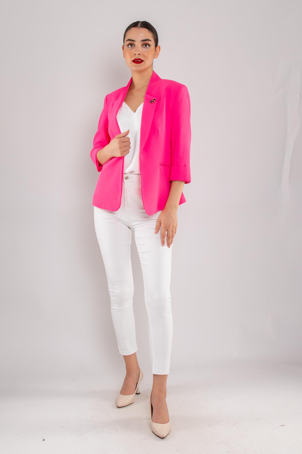 90179 Kedi Broşlu Kadın Ceket