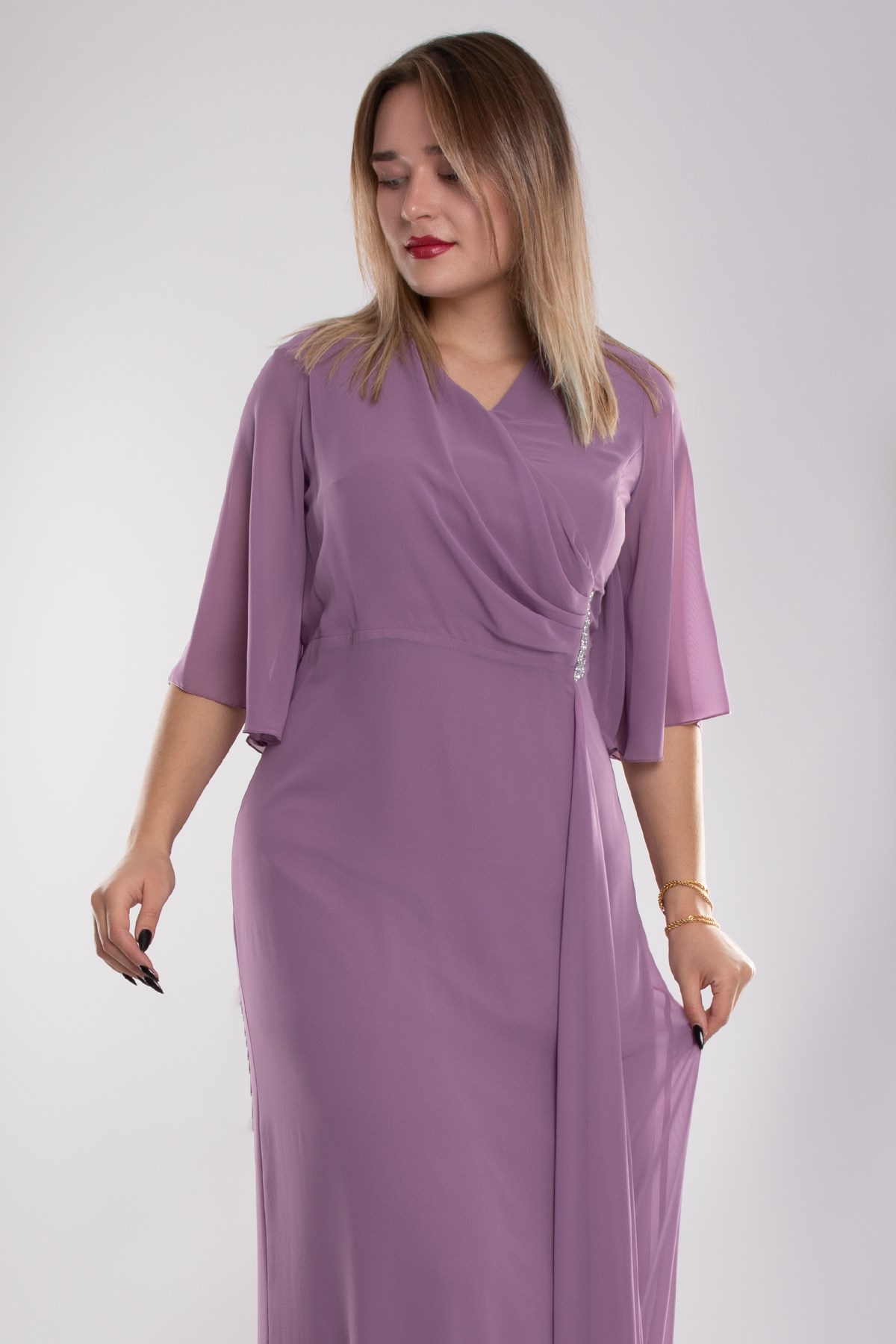 9407 Büyük Beden Mendil Kol Beli Drape Broşlu Uzun Elbise