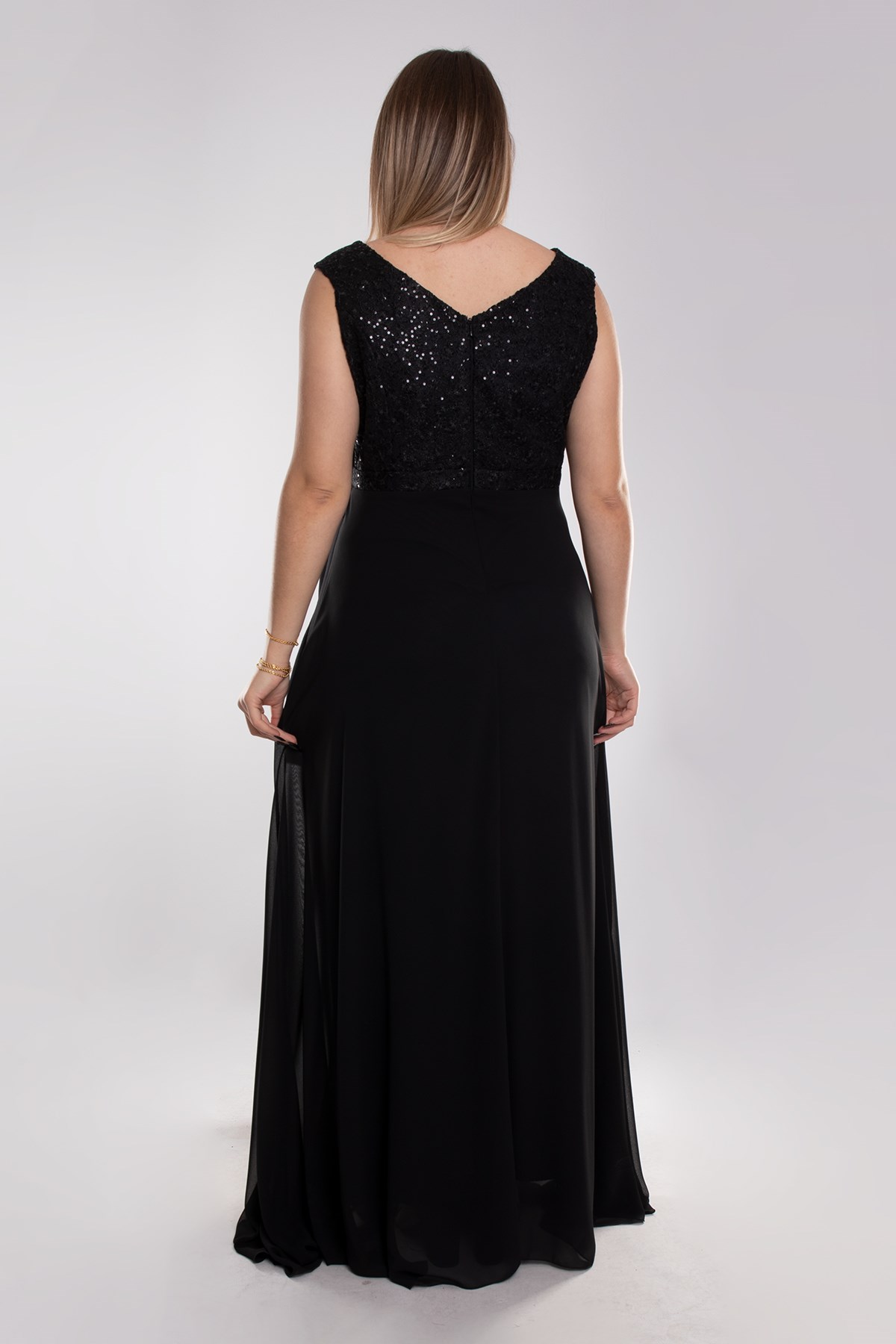 9496 Büyük Beden Pulpayet Nakış İşli Uzun Şifon Elbise