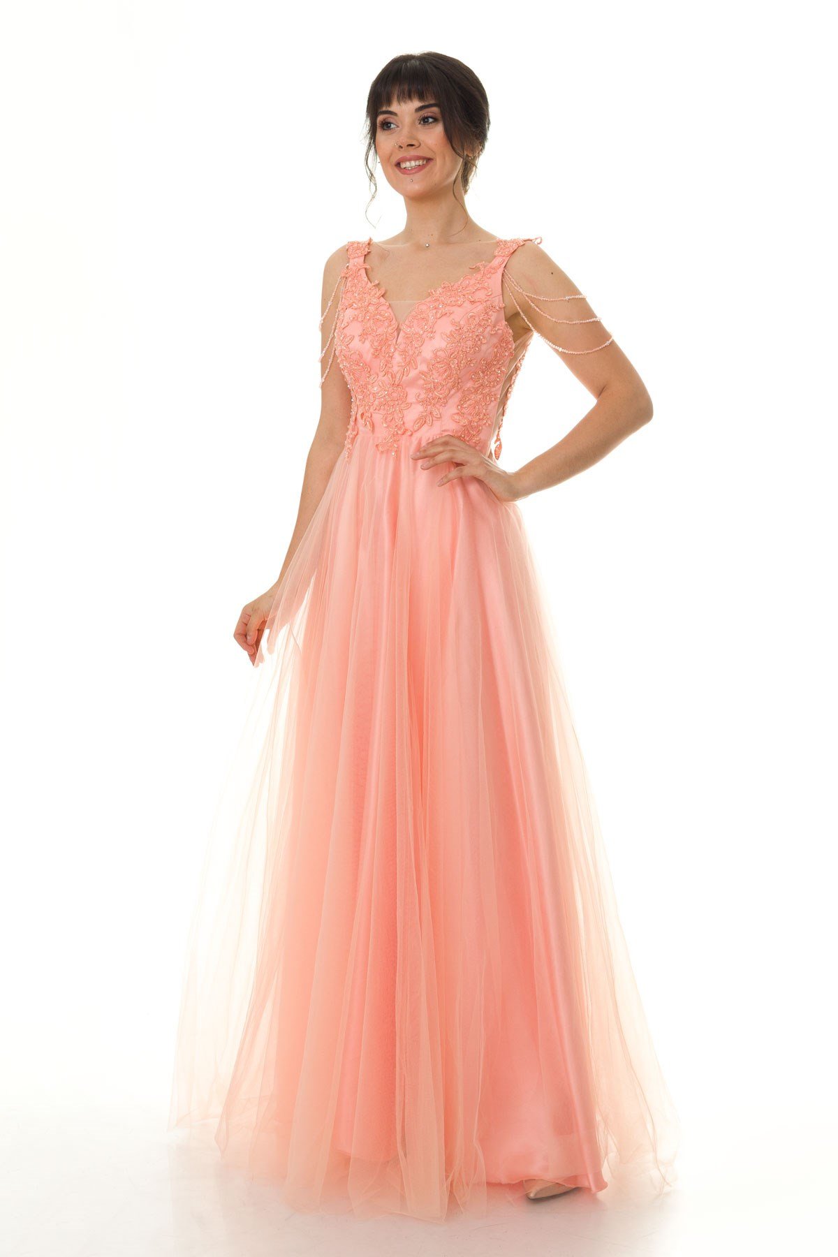 952 KB BONCUK NAKIŞ İŞLİ.ETEĞİ TÜL ELBİSE